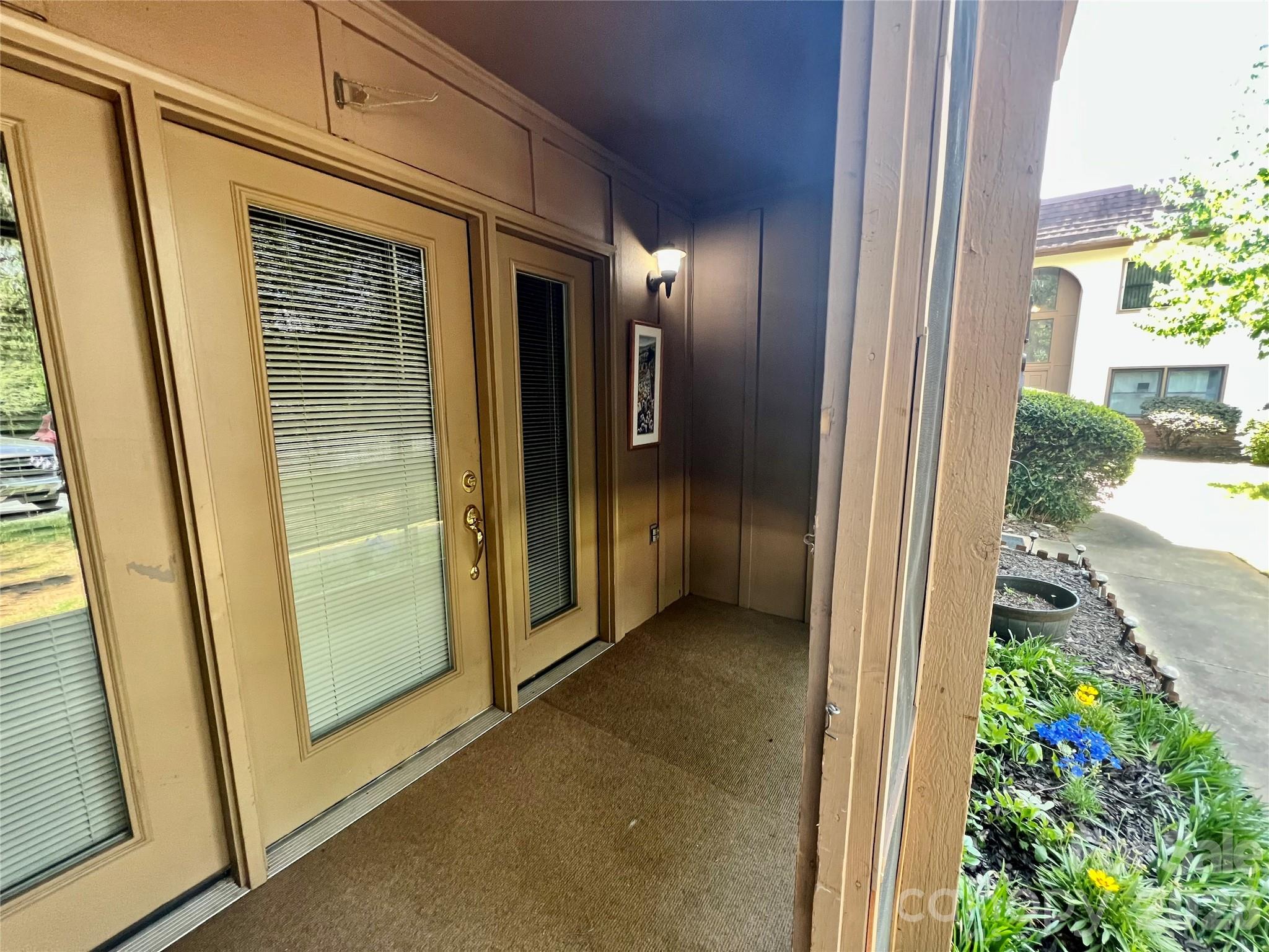 427 6th Avenue A-2 Property Photo 17