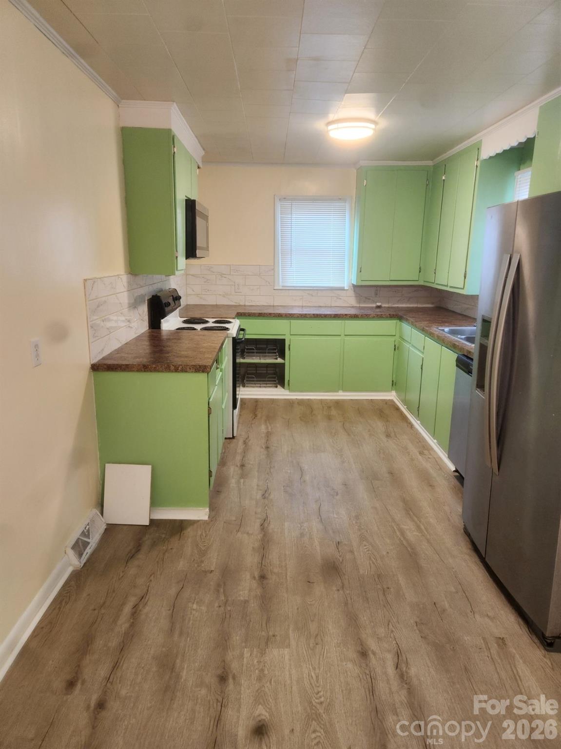 155 Robbins Street Property Photo 14