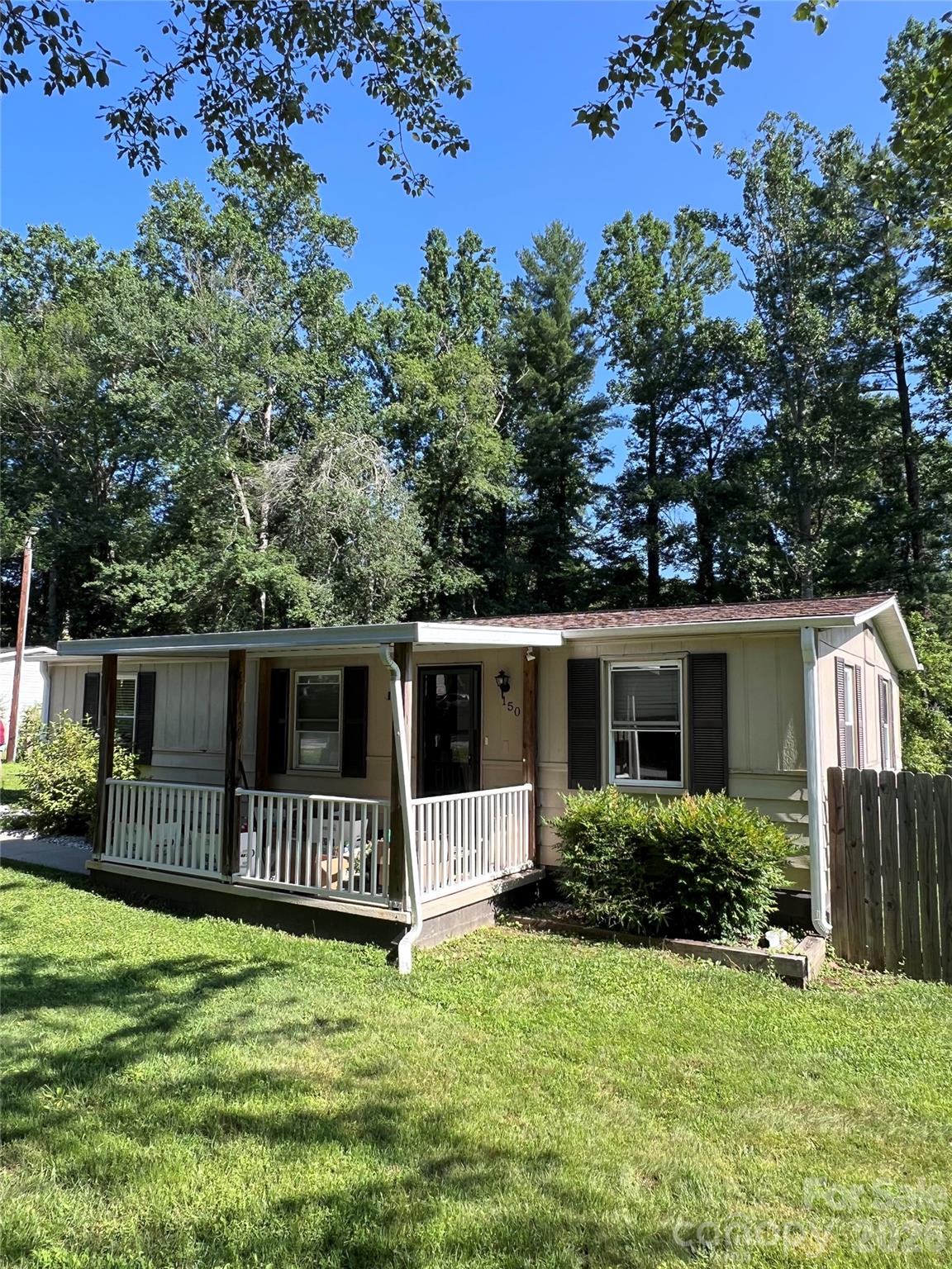 150 Piney Ridge Drive Property Photo 1