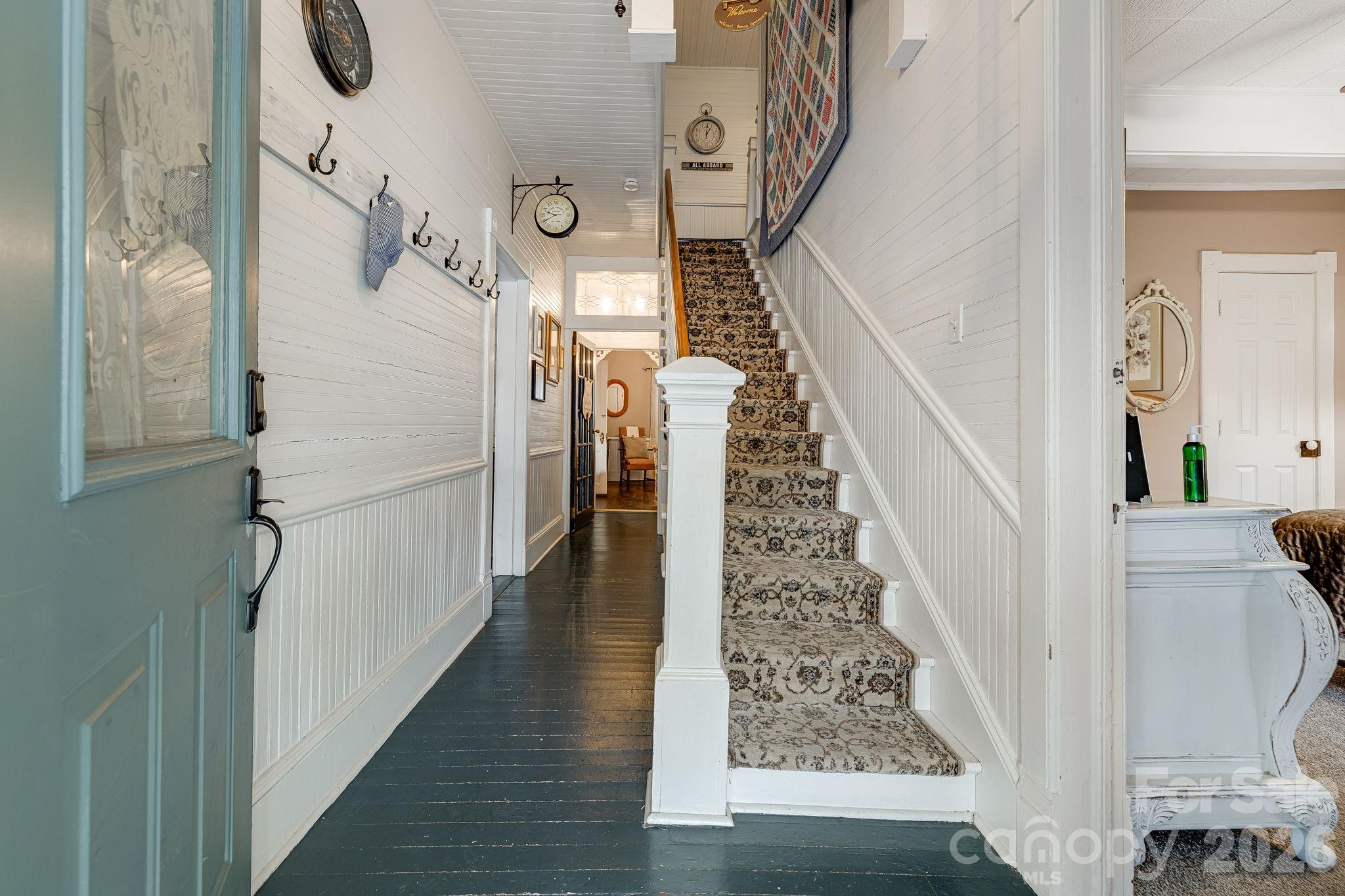 364 Haywood Road Property Photo 6