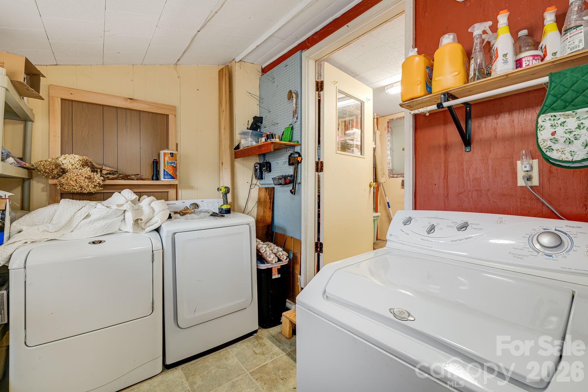 364 Haywood Road Property Photo 19
