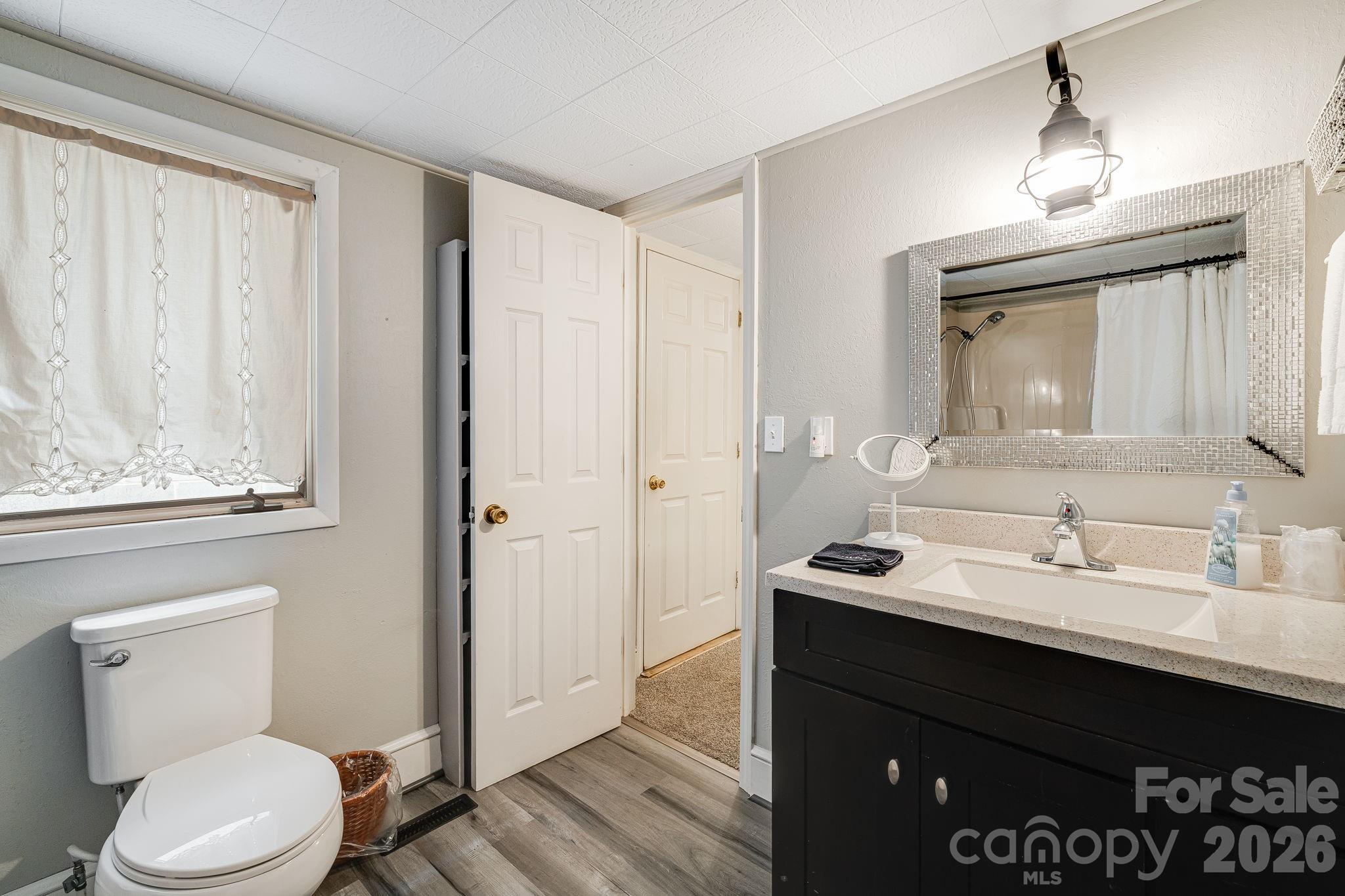 364 Haywood Road Property Photo 35