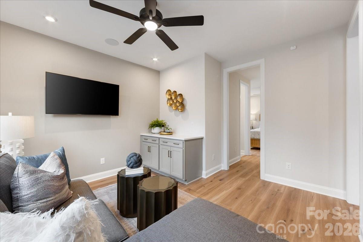 14014 Meera Lane Property Photo 4
