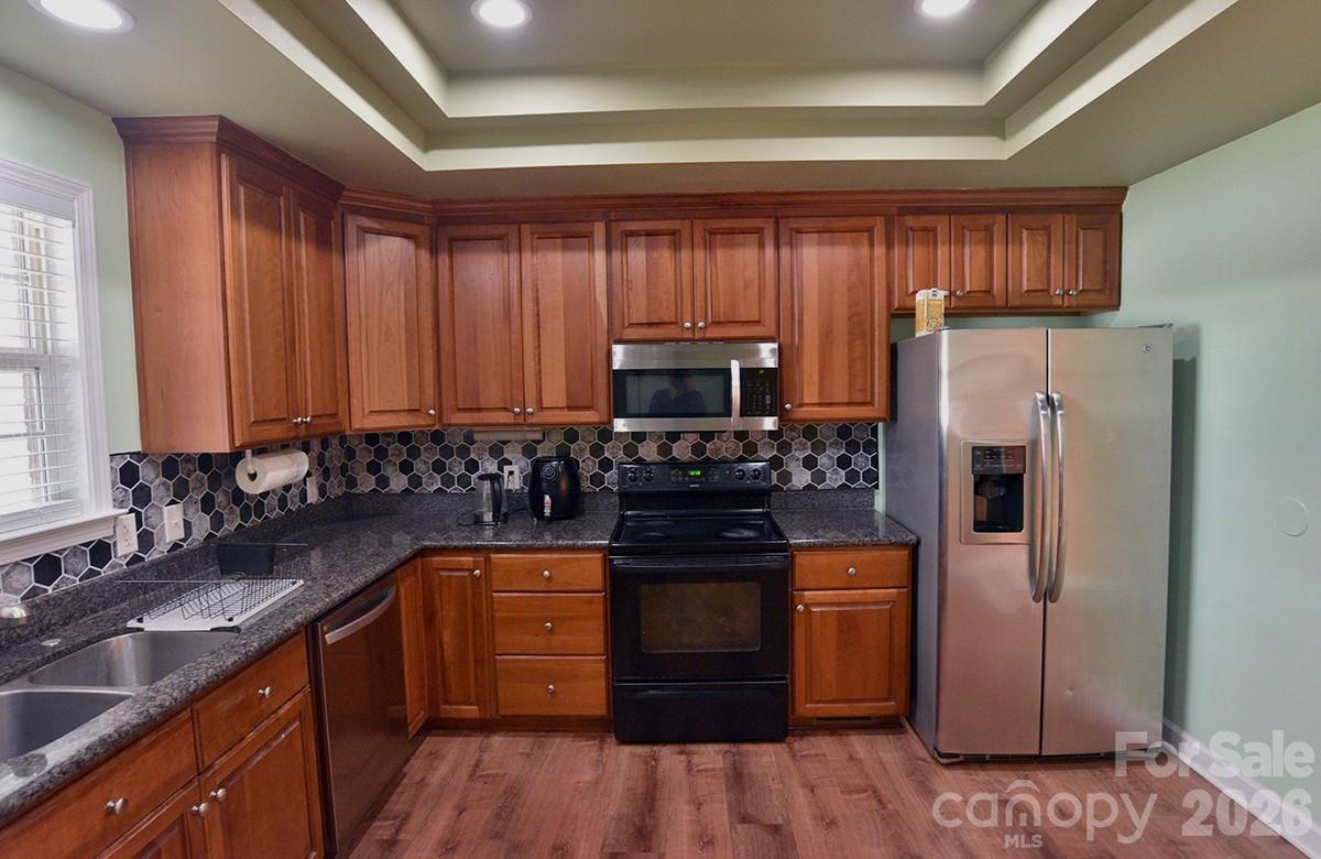 1203 Edgewater Court Property Photo 13