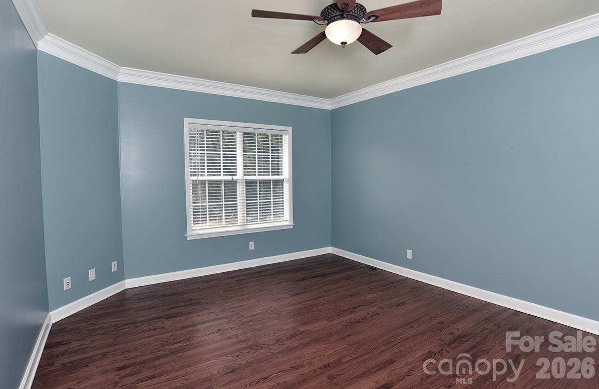 1203 Edgewater Court Property Photo 19