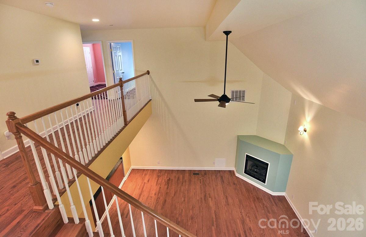 1203 Edgewater Court Property Photo 25