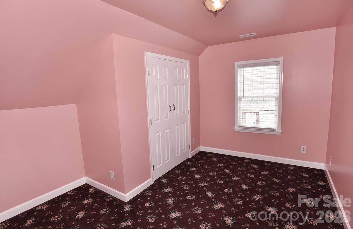 1203 Edgewater Court Property Photo 33