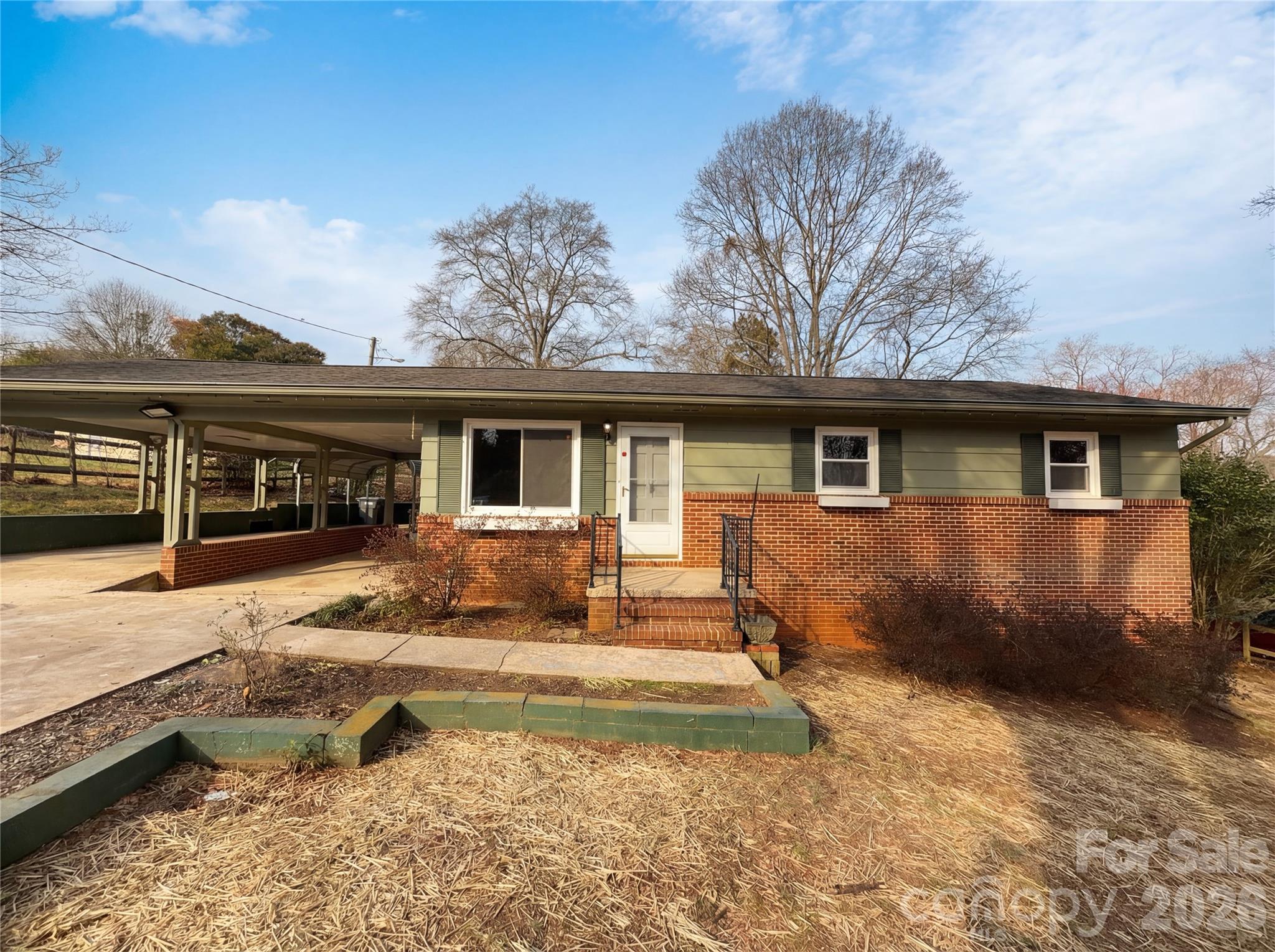 310 Mitchell Street Property Photo 1