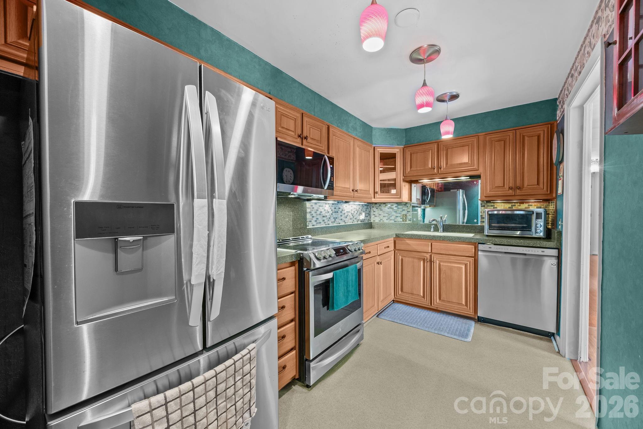 1300 Reece Road 208 Property Photo 11