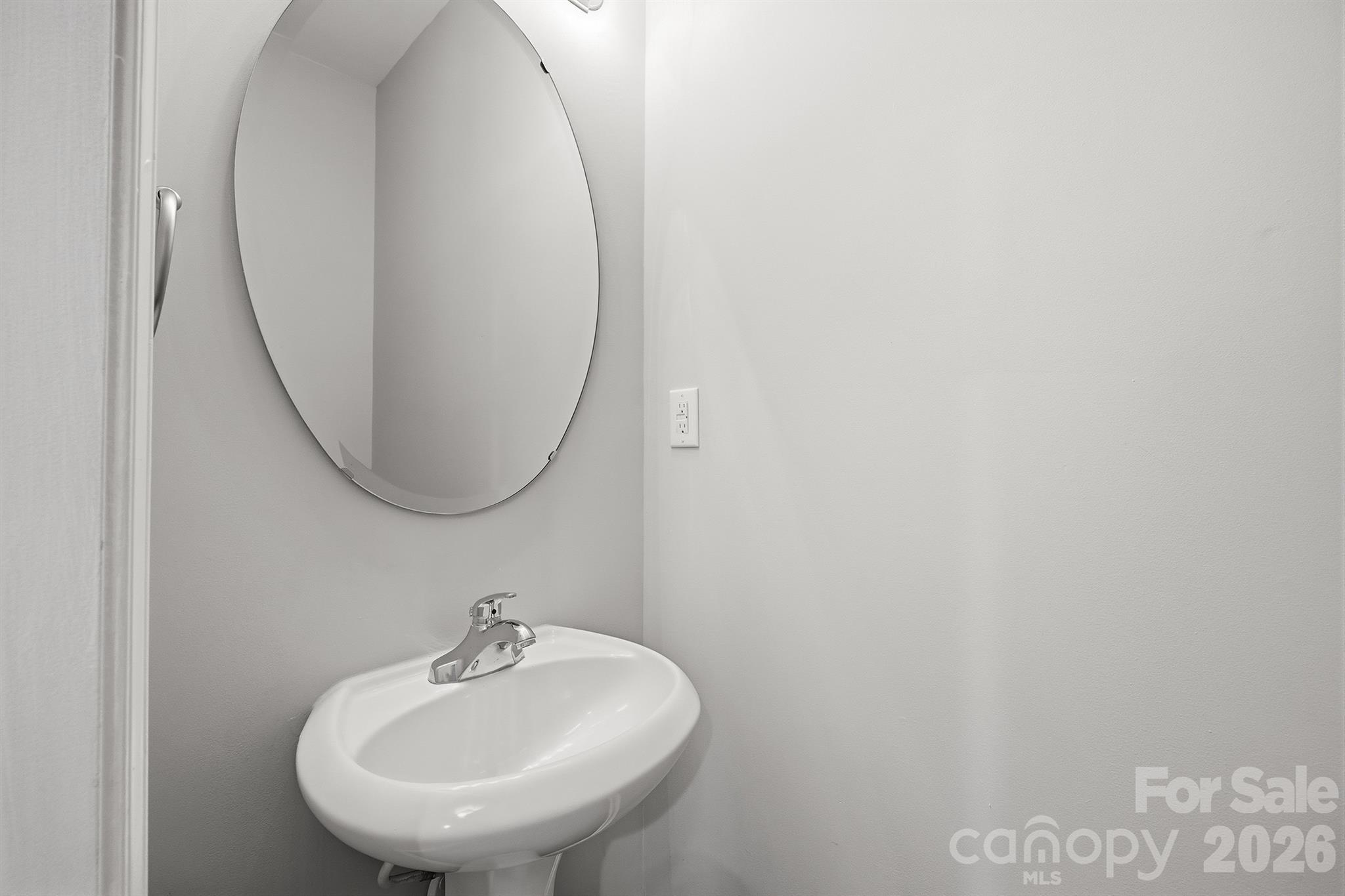 14208 Castle Abbey Lane Property Photo 12