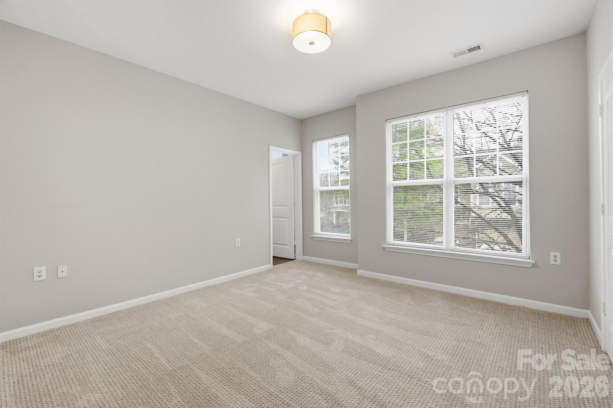 14208 Castle Abbey Lane Property Photo 22