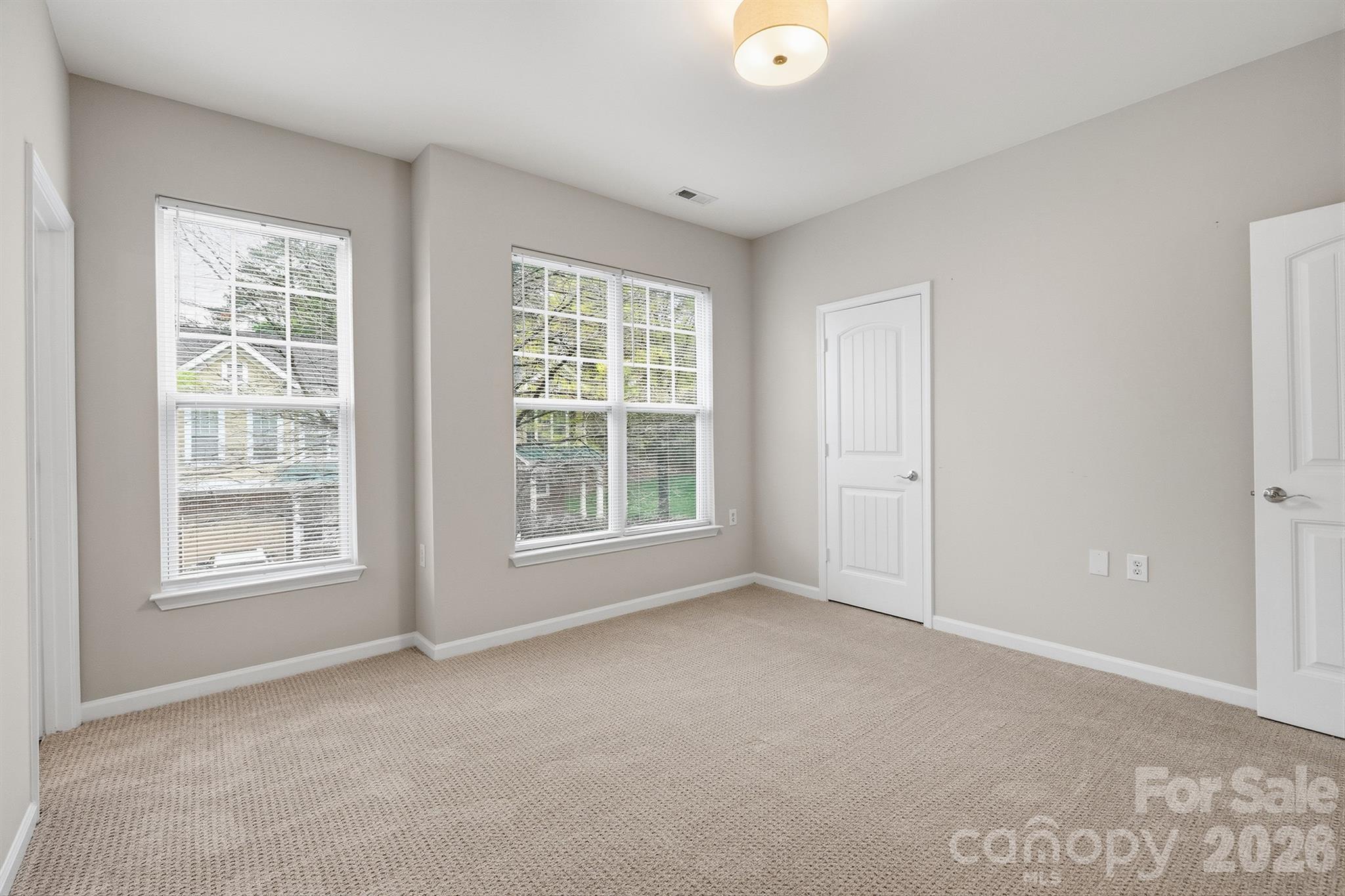 14208 Castle Abbey Lane Property Photo 23