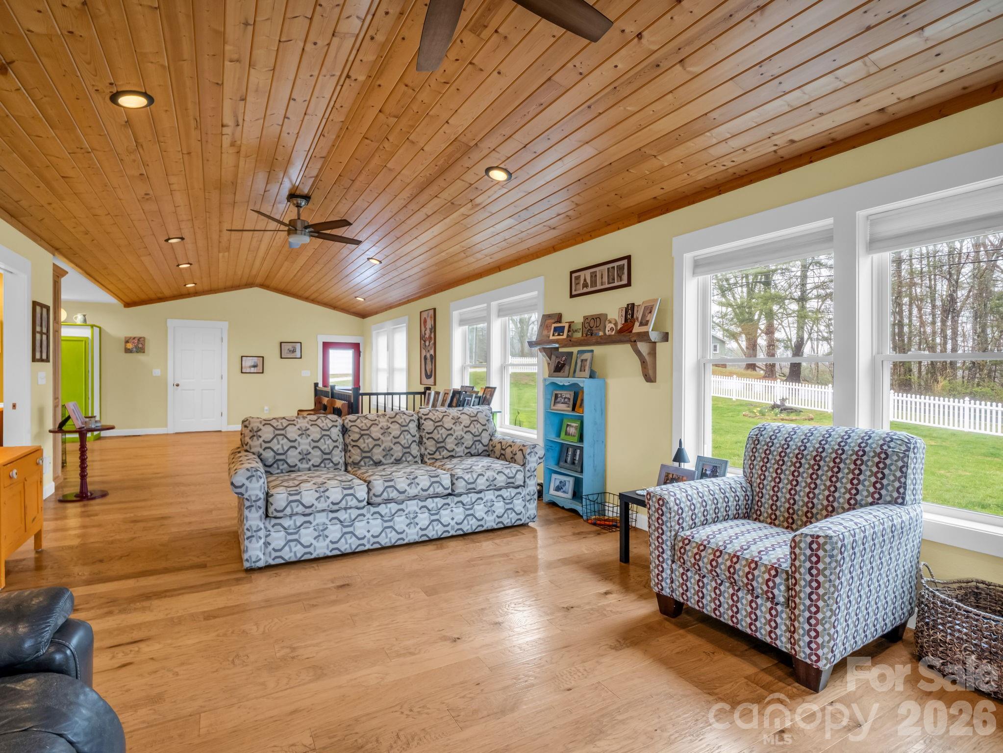 1086 Carters Ridge Road Property Photo 24