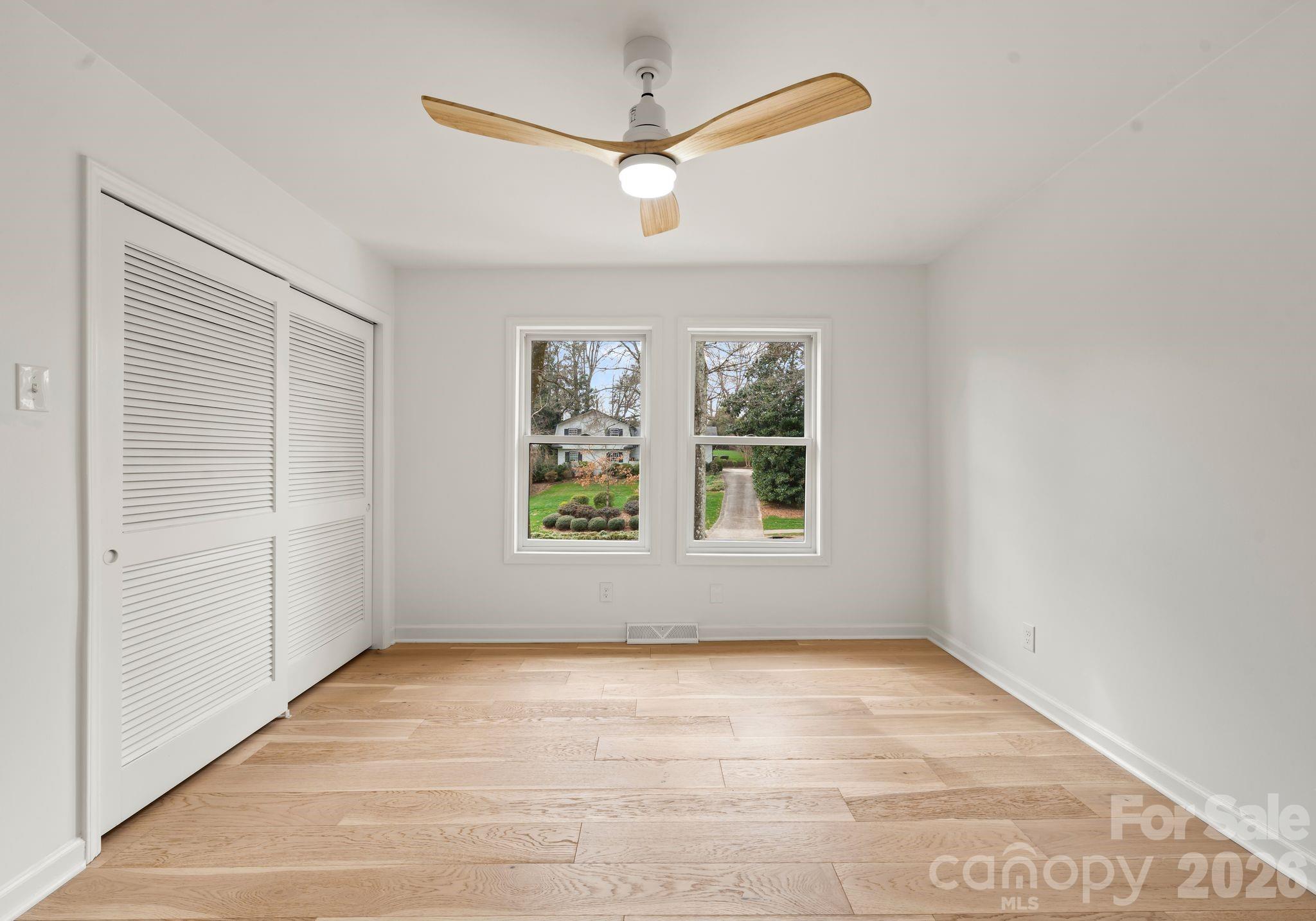 823 Wingrave Drive Property Photo 16
