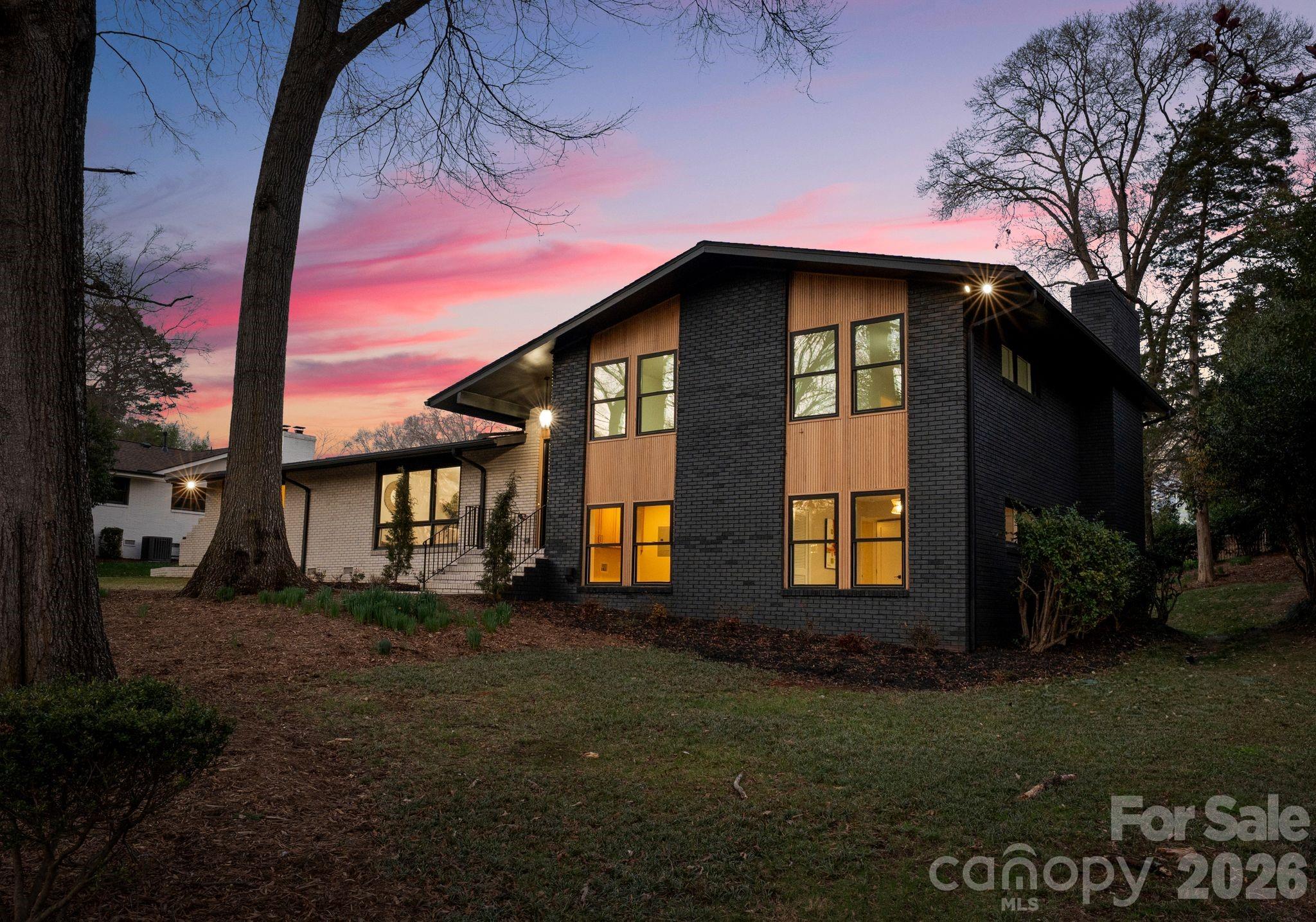 823 Wingrave Drive Property Photo 37