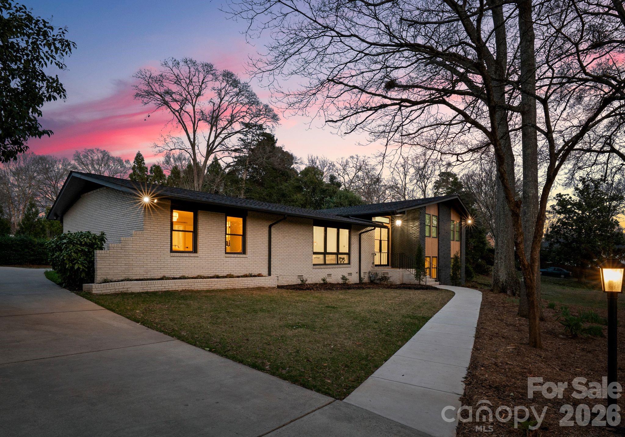823 Wingrave Drive Property Photo 38