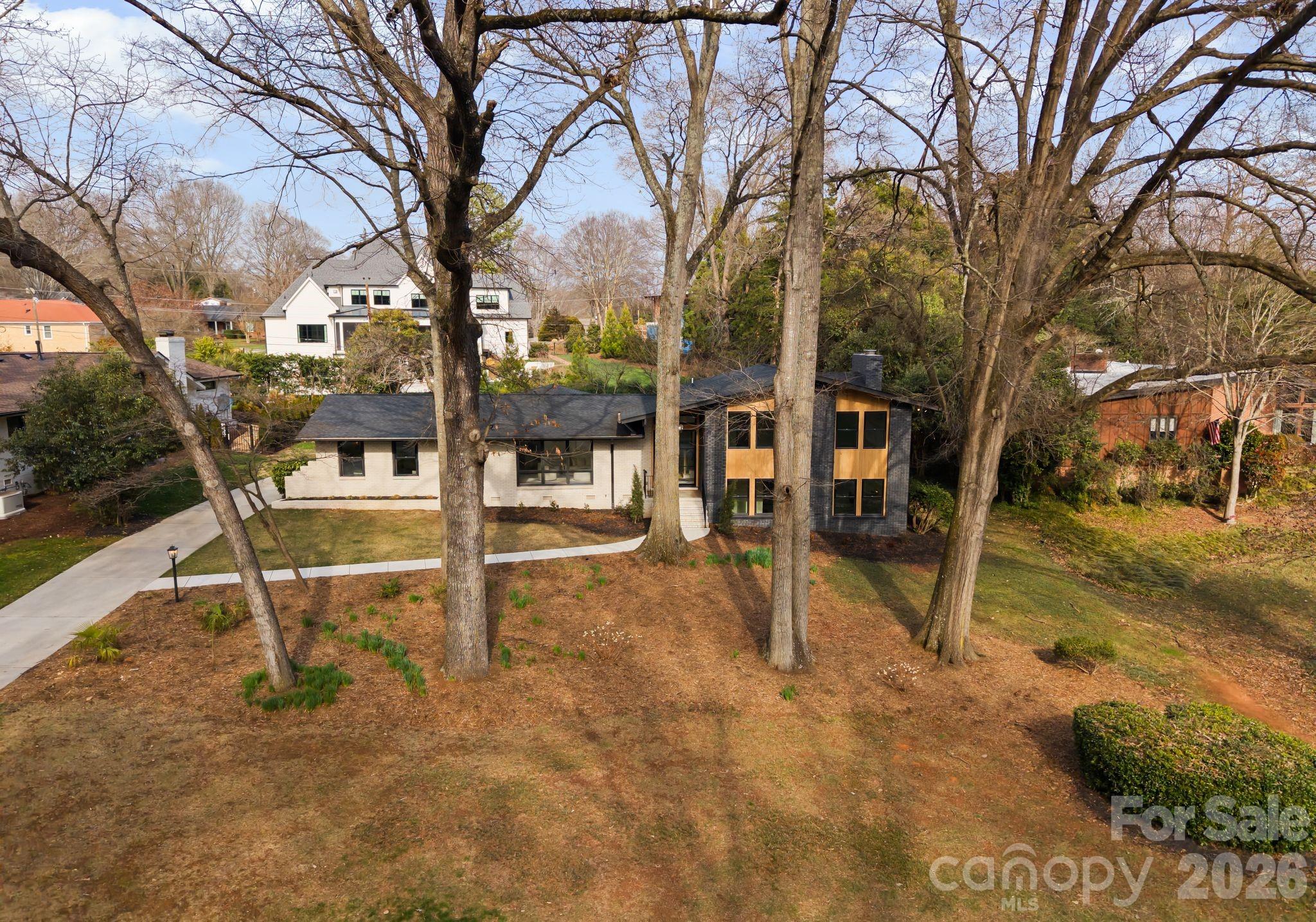 823 Wingrave Drive Property Photo 45