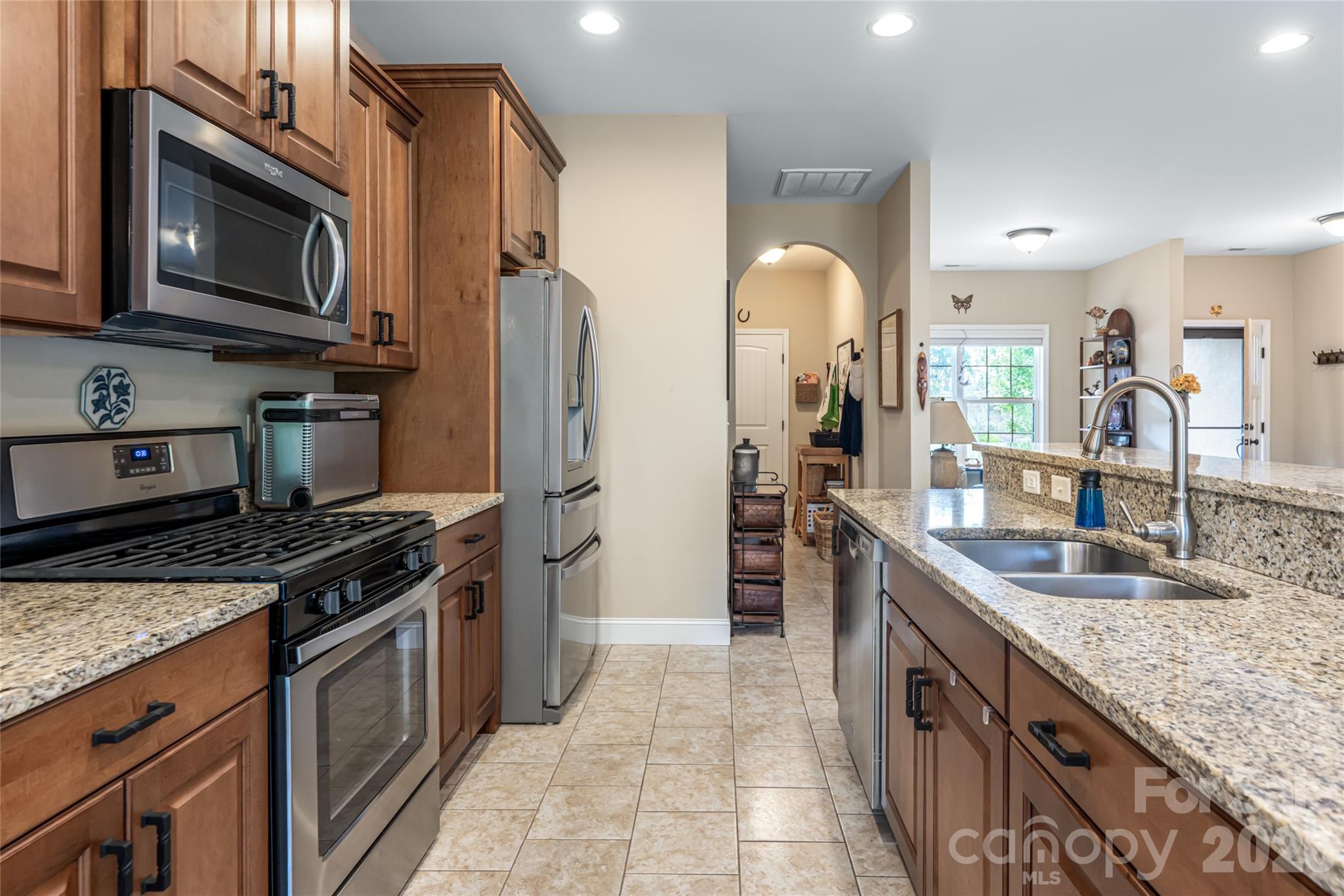 5 Pacifico Drive 3 Property Photo 6