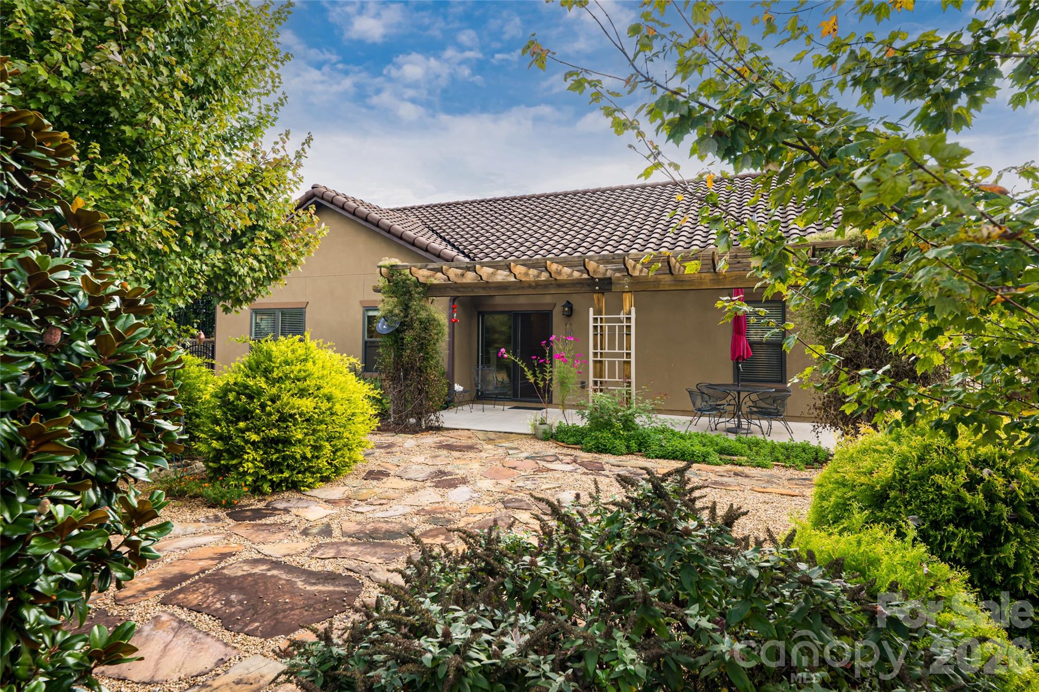 5 Pacifico Drive 3 Property Photo 12