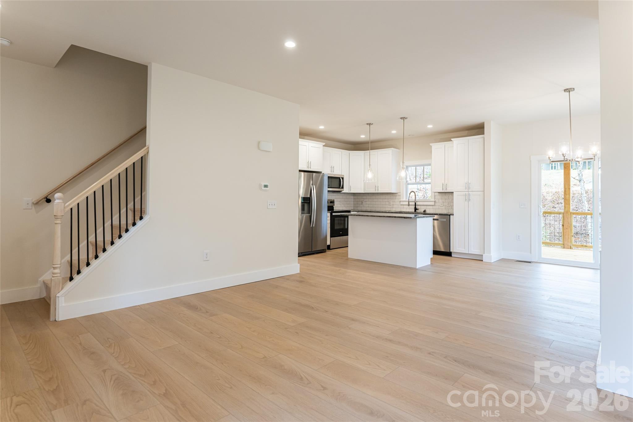 165 Cascade Ridge Road Property Photo 4