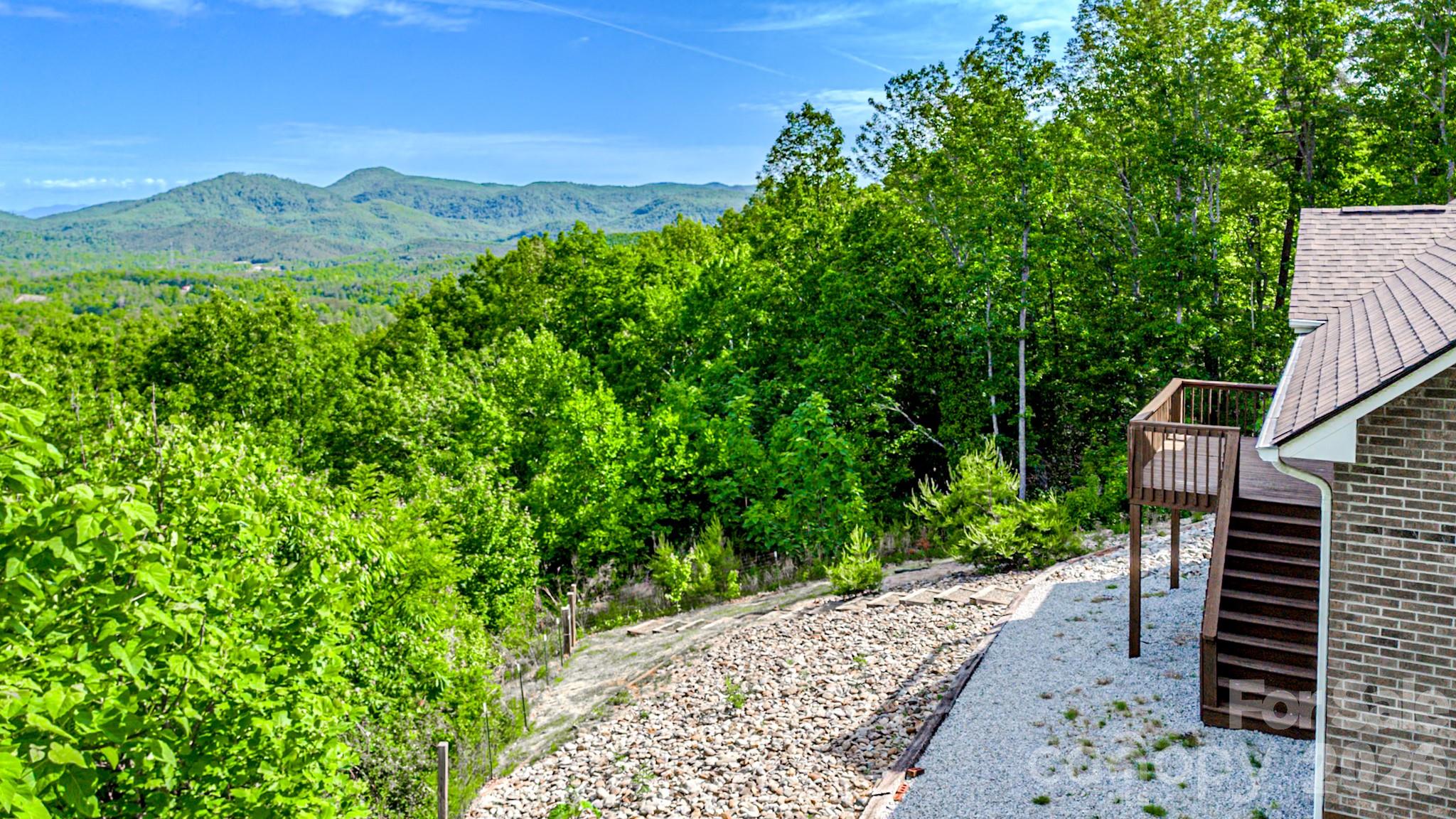 485 Mountain Lookout Drive Property Photo 31