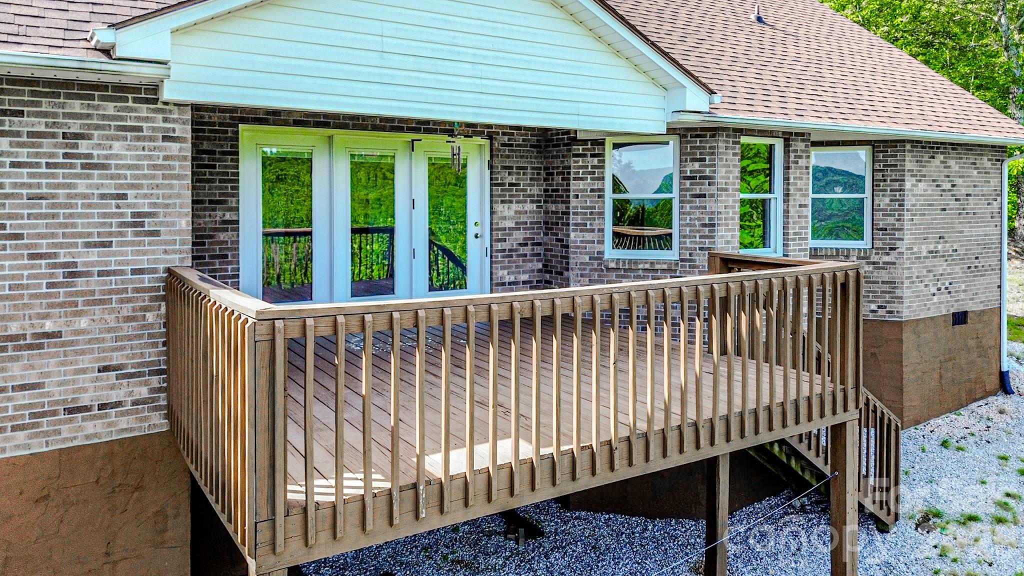 485 Mountain Lookout Drive Property Photo 42