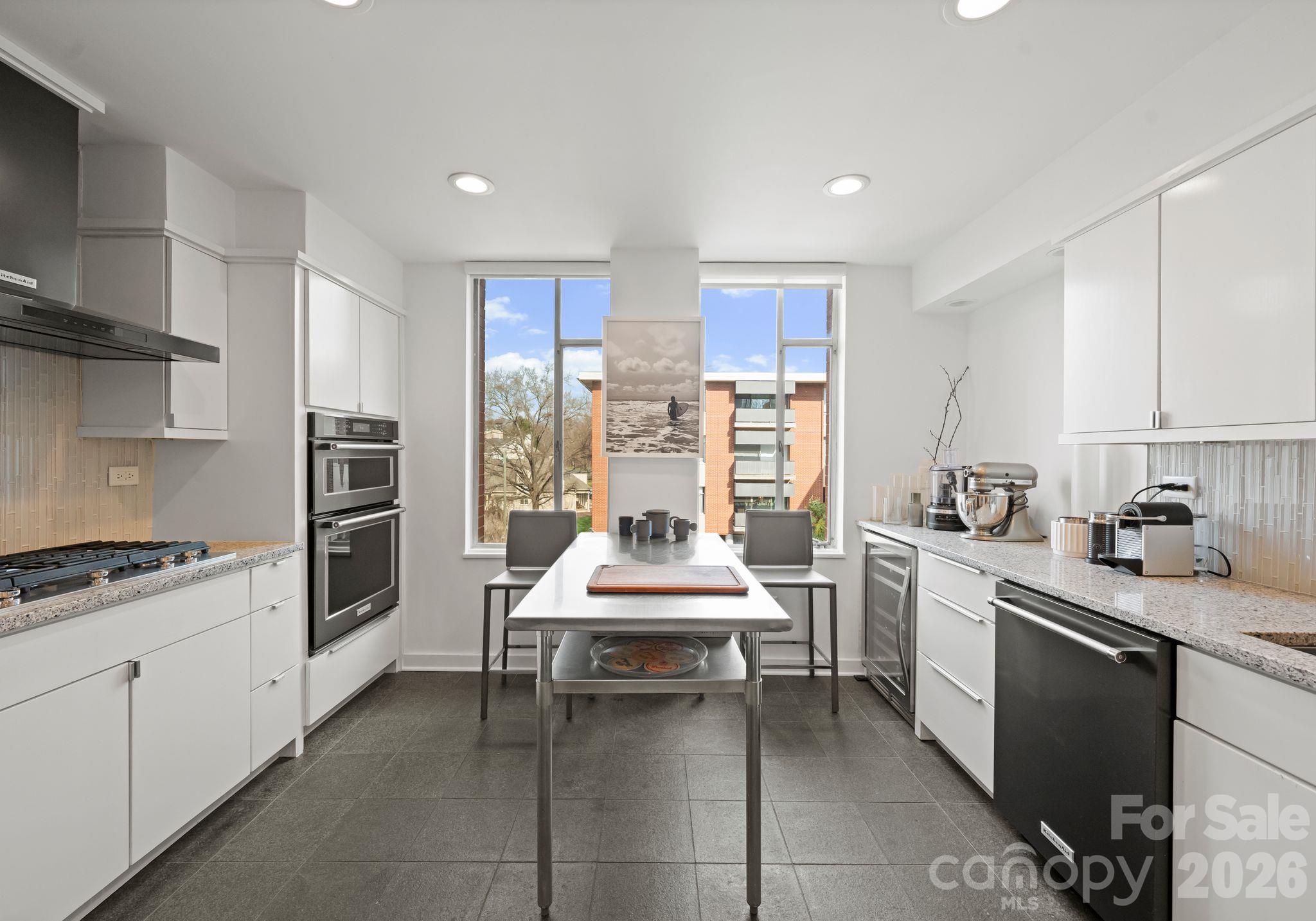 1300 Queens Road Property Photo 8