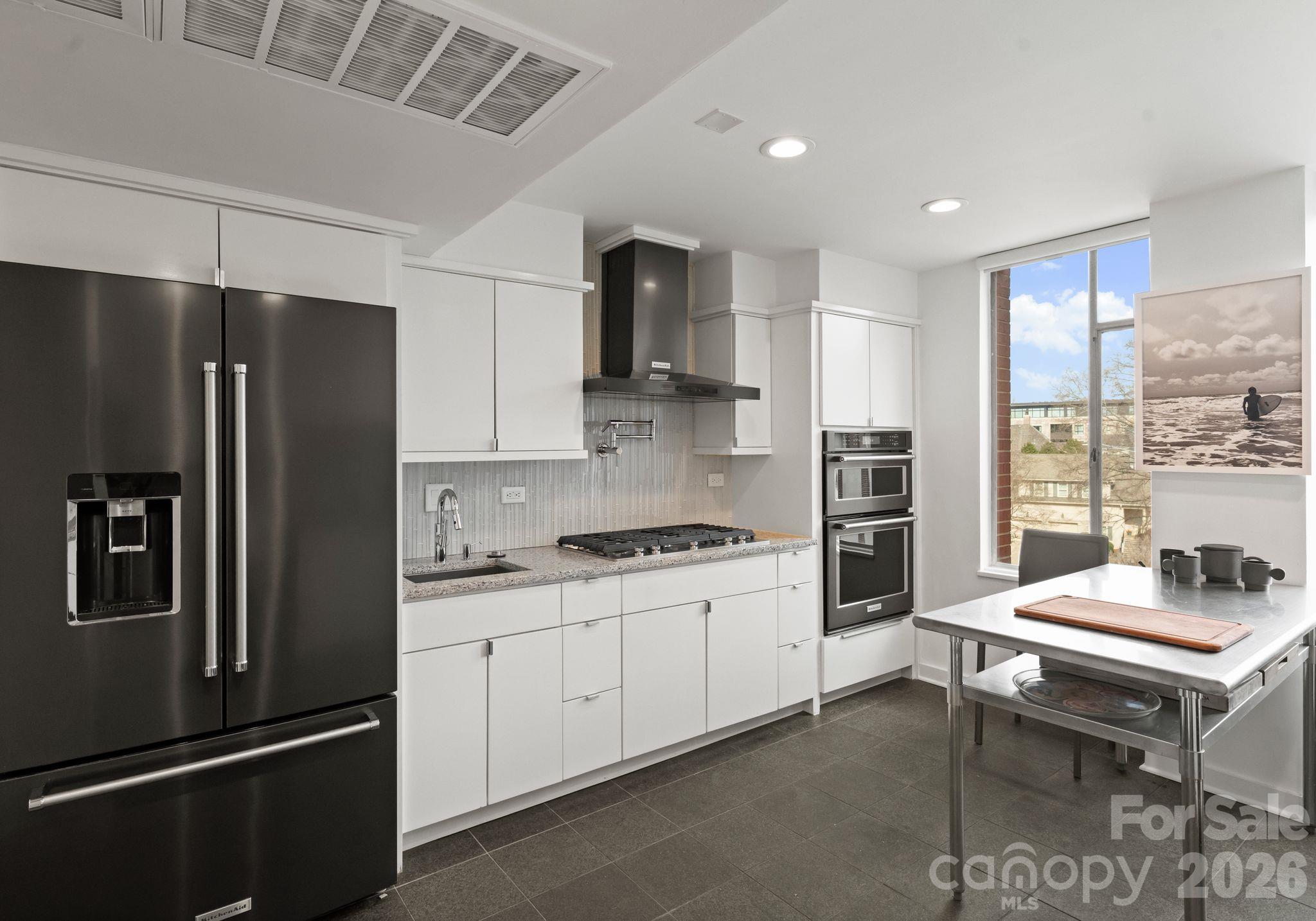 1300 Queens Road Property Photo 9