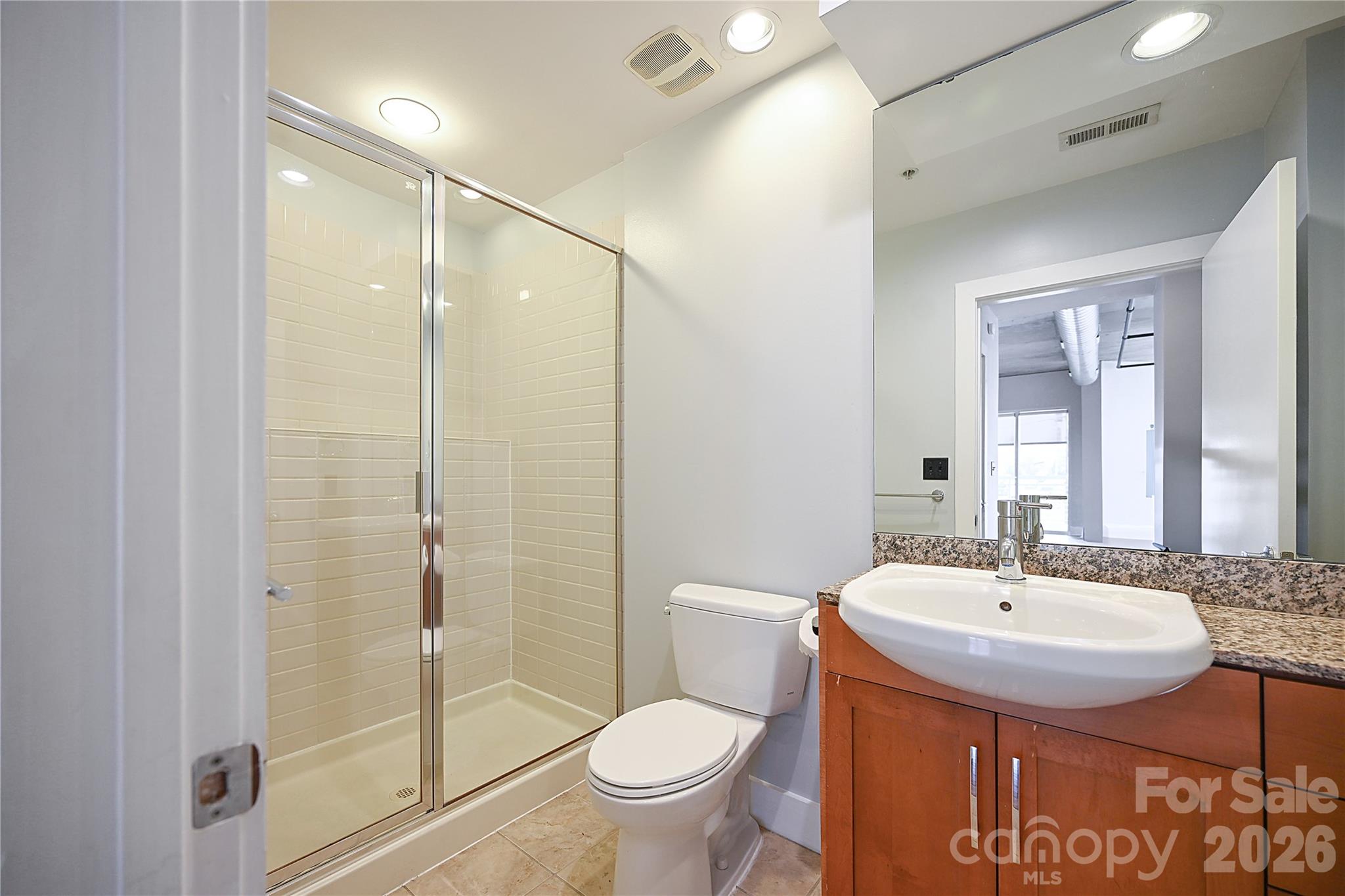 505 E 6th Street 301 Property Photo 19