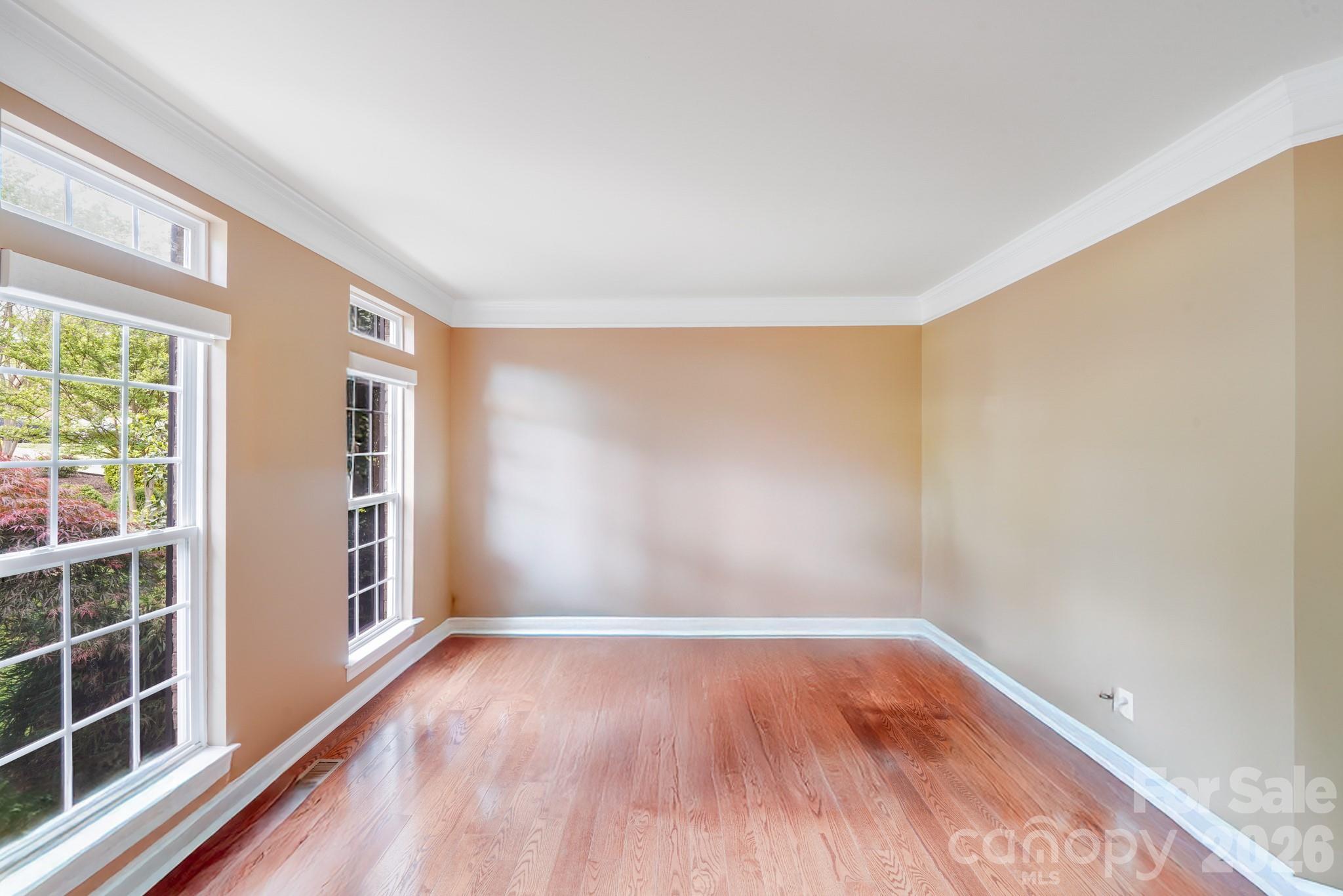 9433 Stonebridge Way Property Photo 11