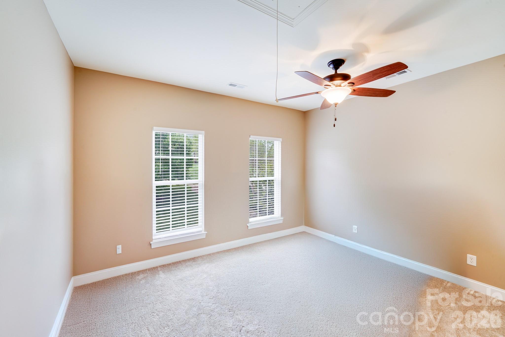 9433 Stonebridge Way Property Photo 29