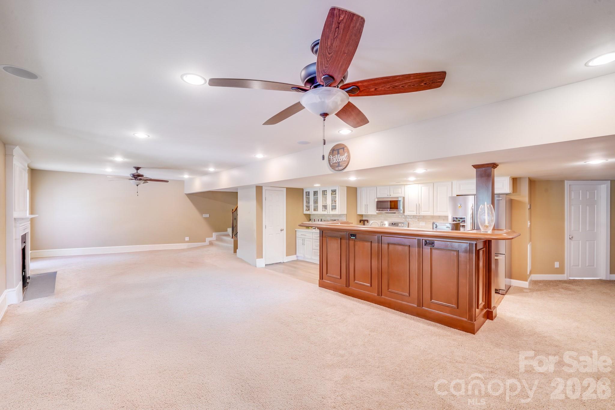 9433 Stonebridge Way Property Photo 37