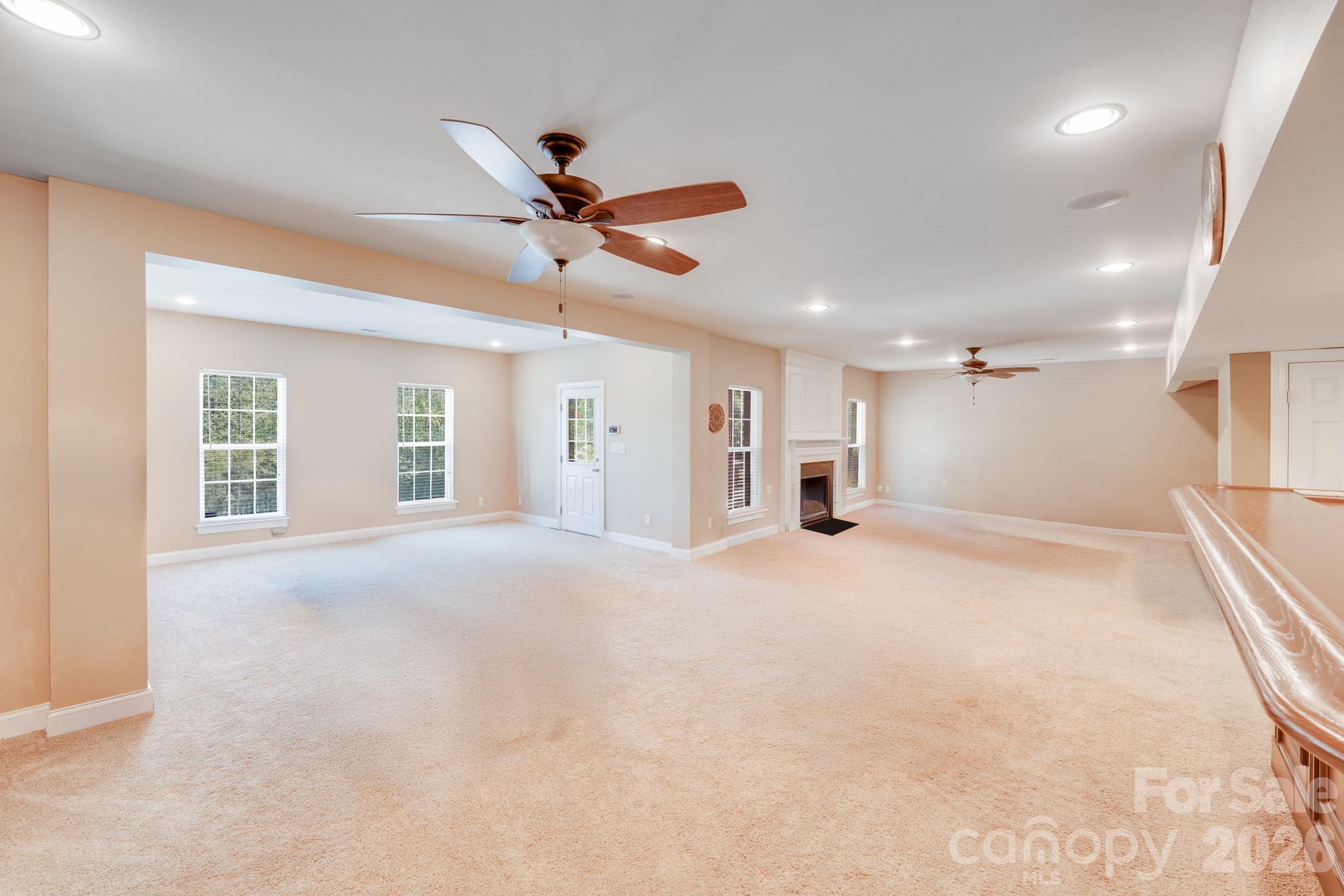9433 Stonebridge Way Property Photo 38