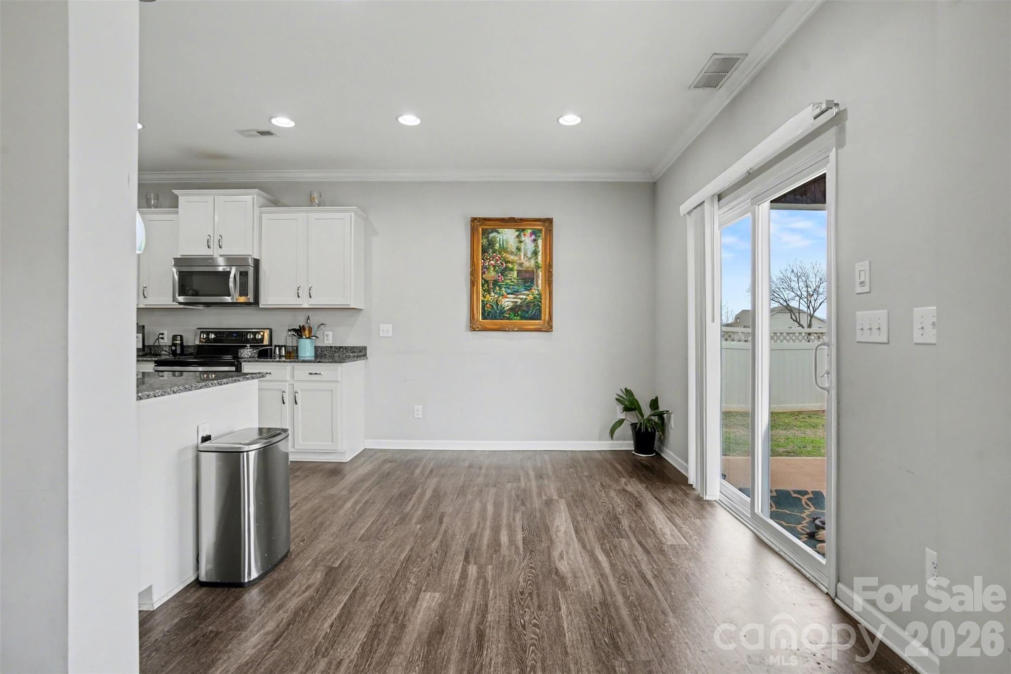 10916 Tower Oak Drive Property Photo 8