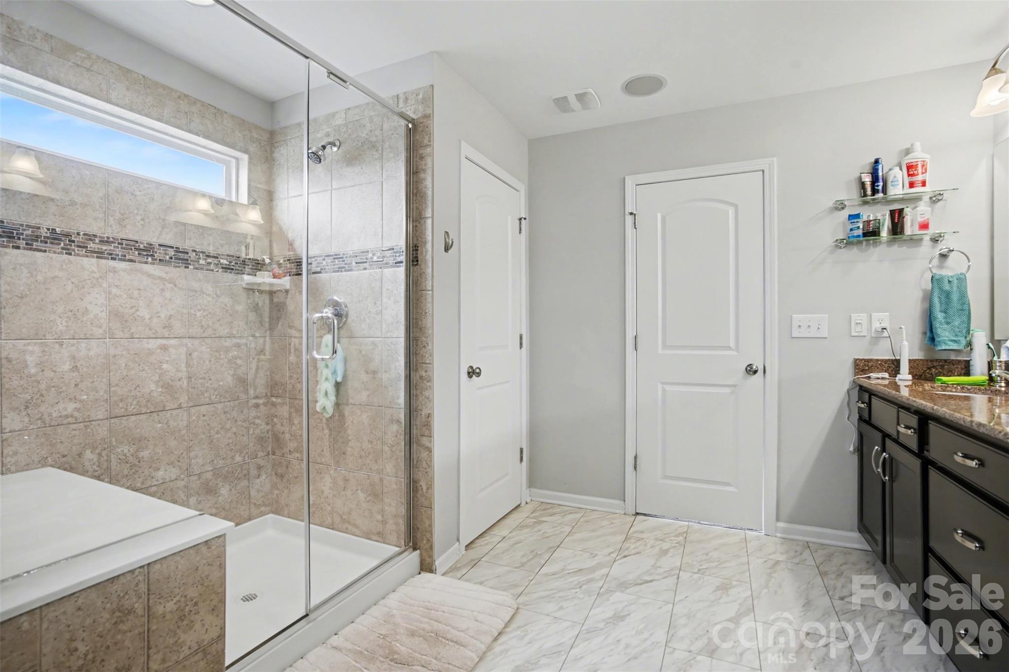 10916 Tower Oak Drive Property Photo 13