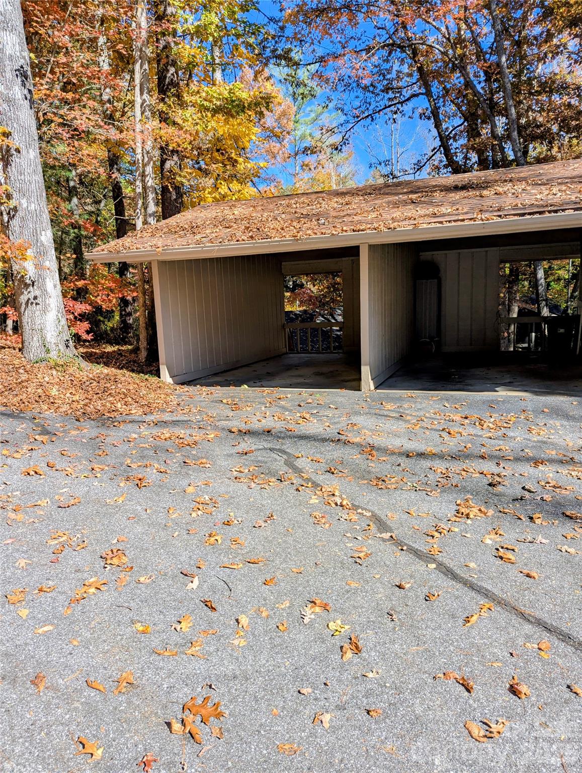 1813 Glen Cannon Drive Property Photo 7