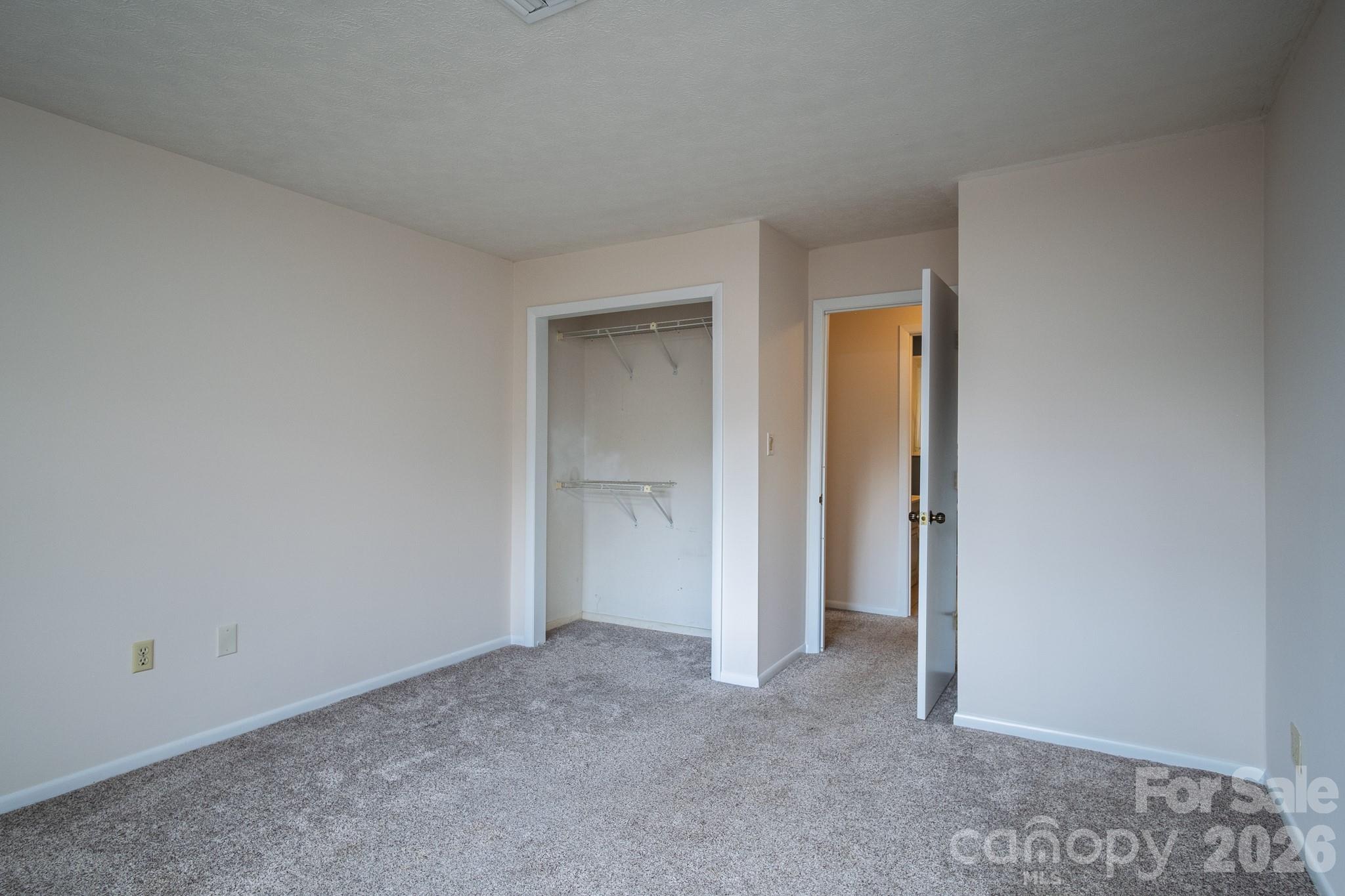 1813 Glen Cannon Drive Property Photo 18