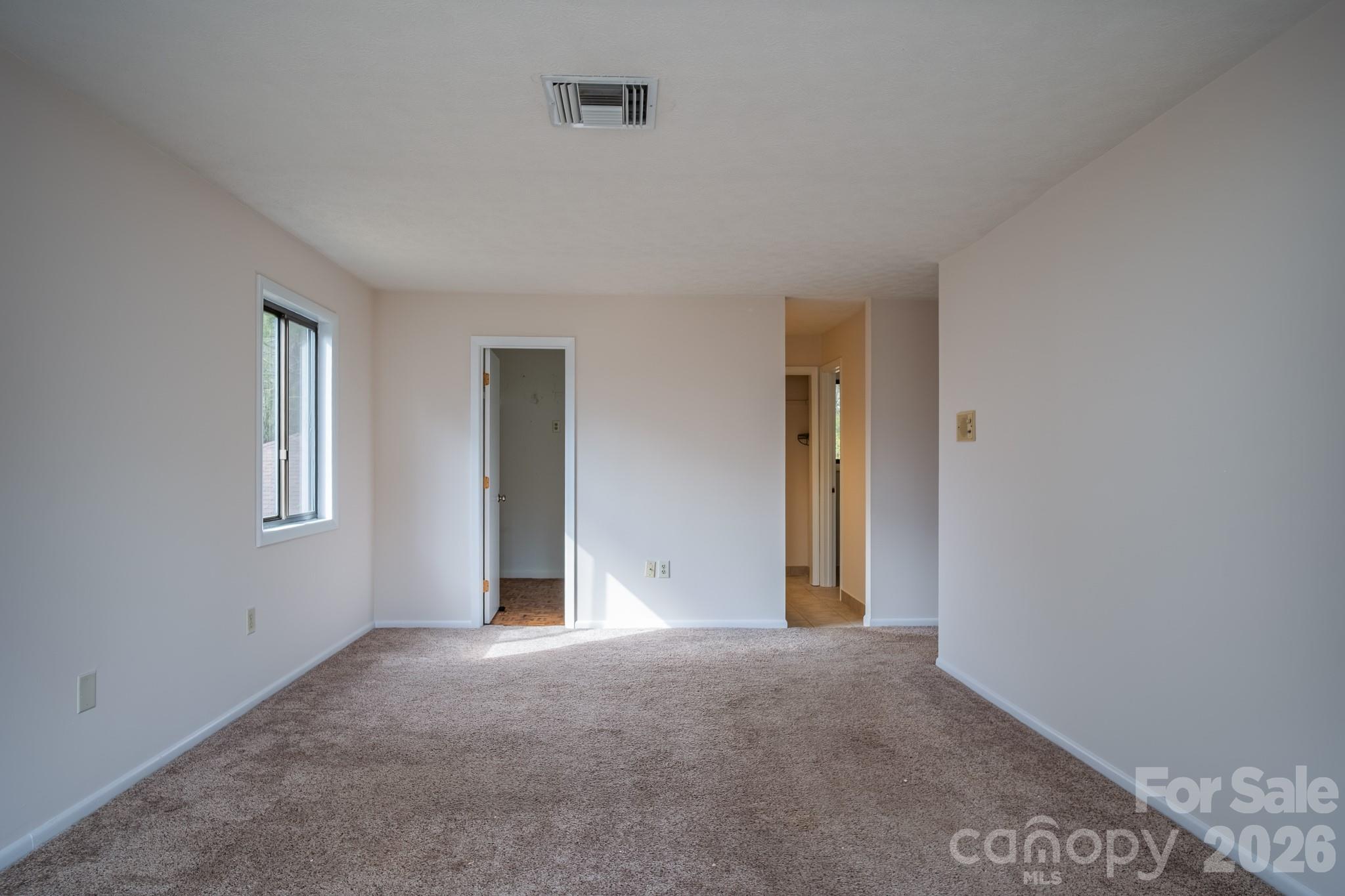 1813 Glen Cannon Drive Property Photo 23