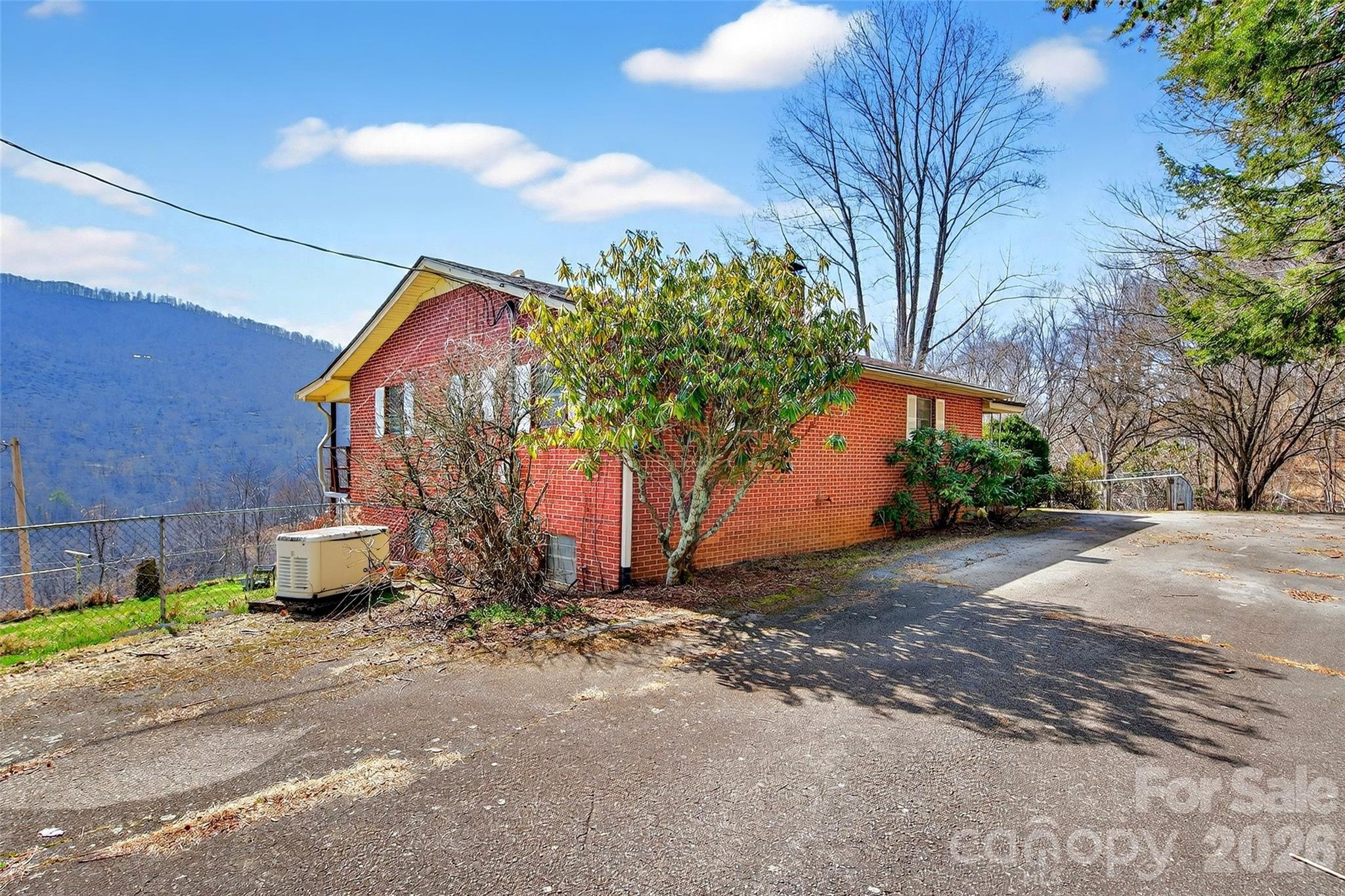 1306 Fork Mountain Road Property Photo 5