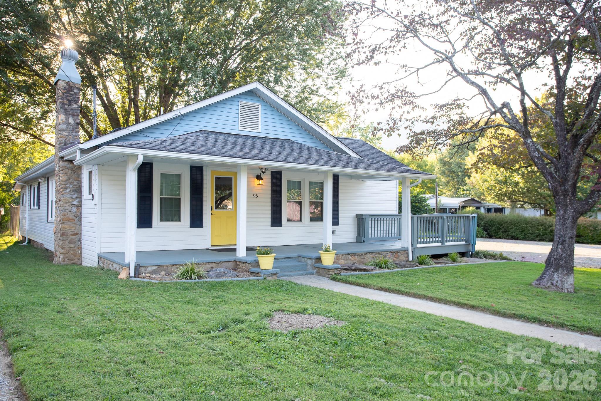 95 Elysinia Avenue Property Photo 2