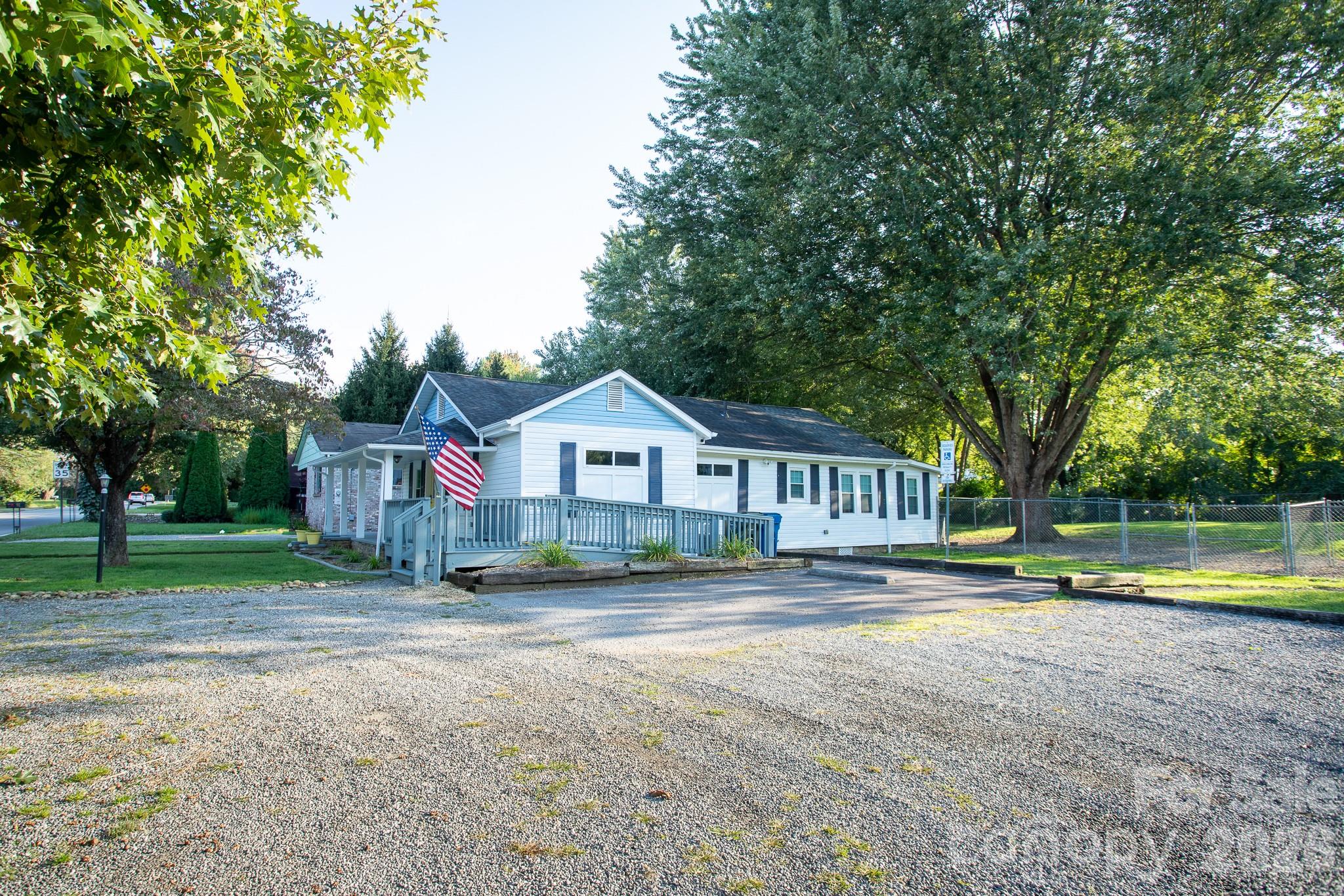 95 Elysinia Avenue Property Photo 3