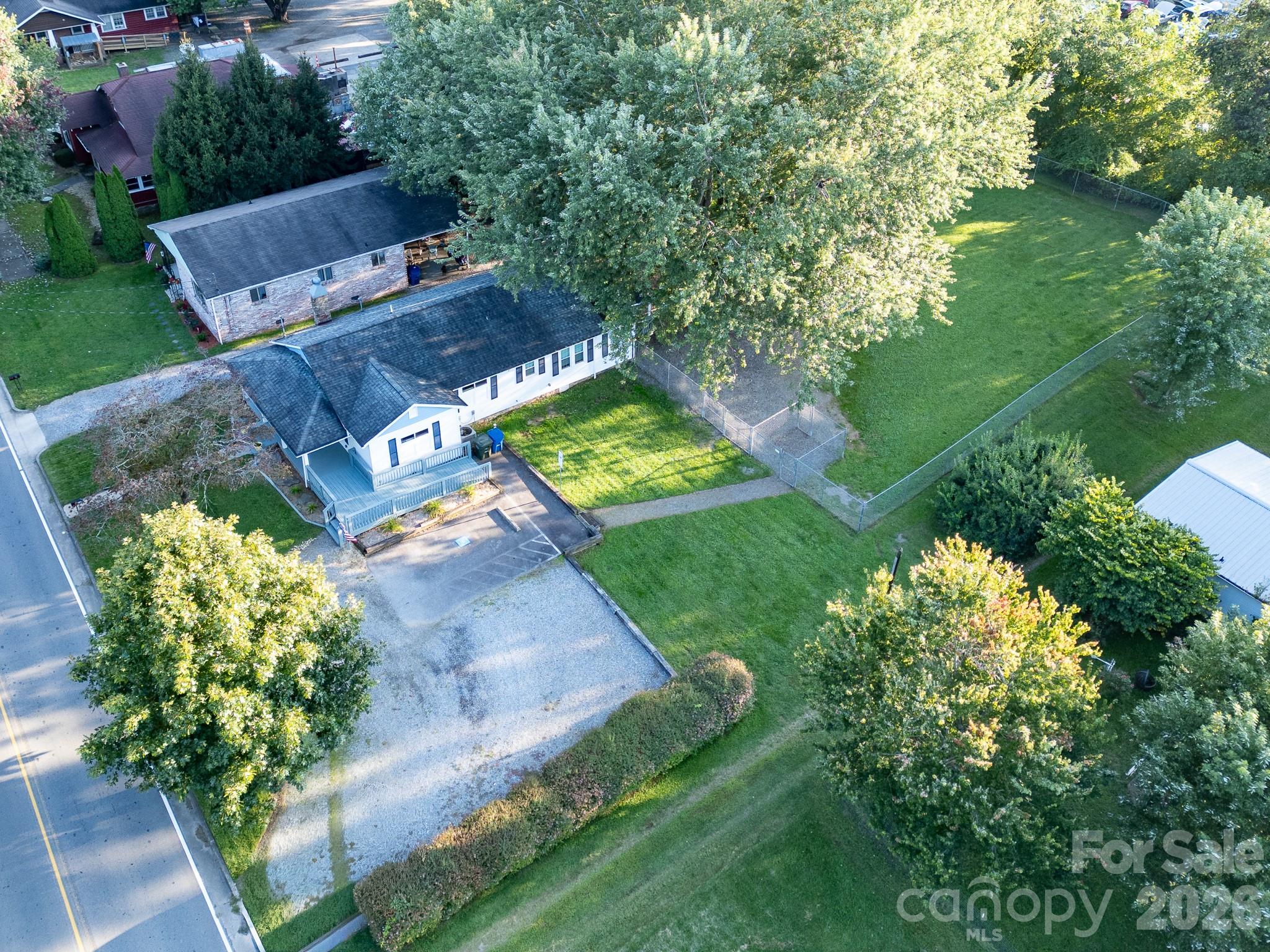 95 Elysinia Avenue Property Photo 4