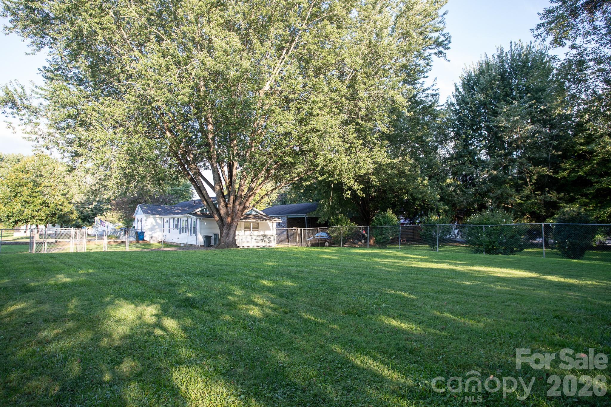 95 Elysinia Avenue Property Photo 6