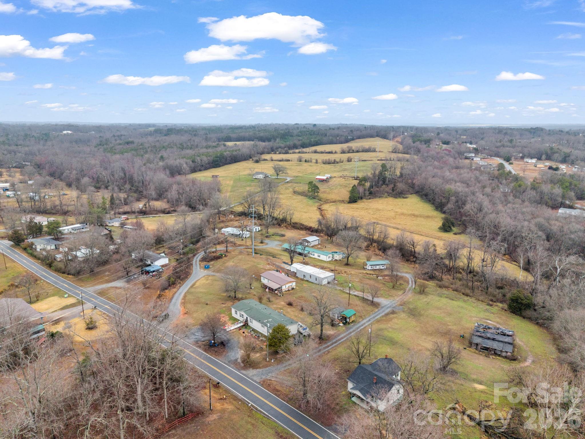 827 Old Henrietta Road Property Photo 1