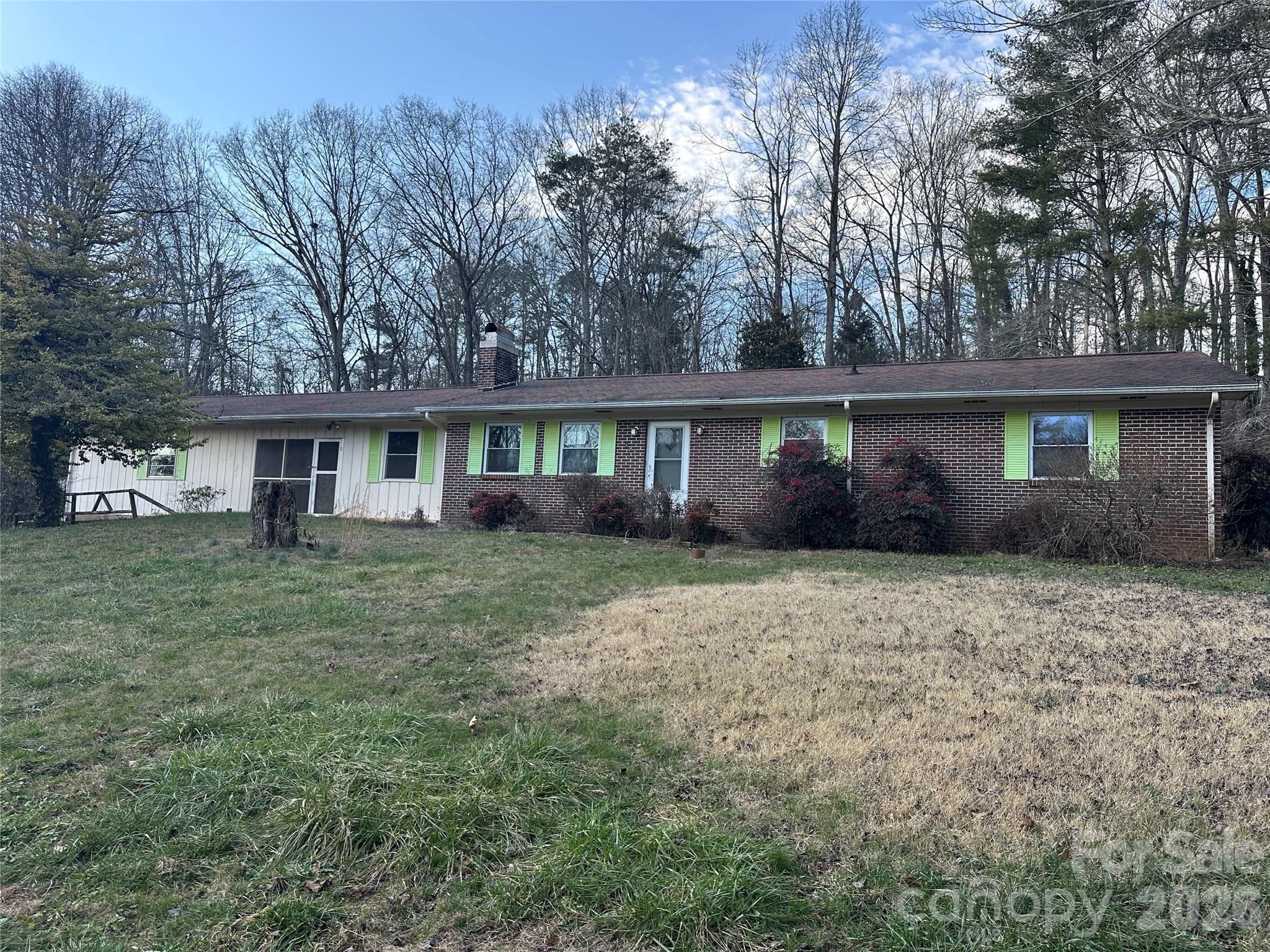 129 Ridgecrest Avenue Property Photo 1