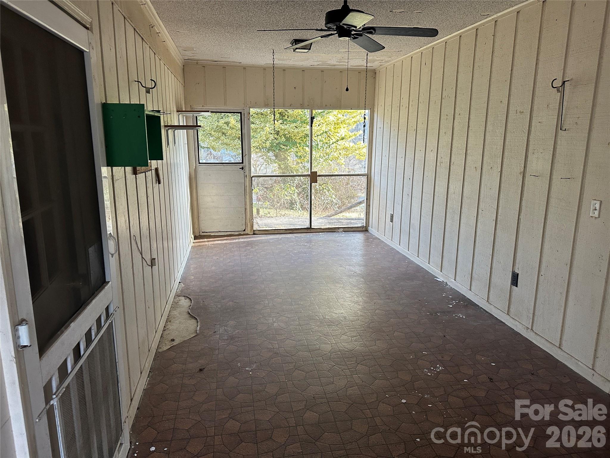 129 Ridgecrest Avenue Property Photo 22