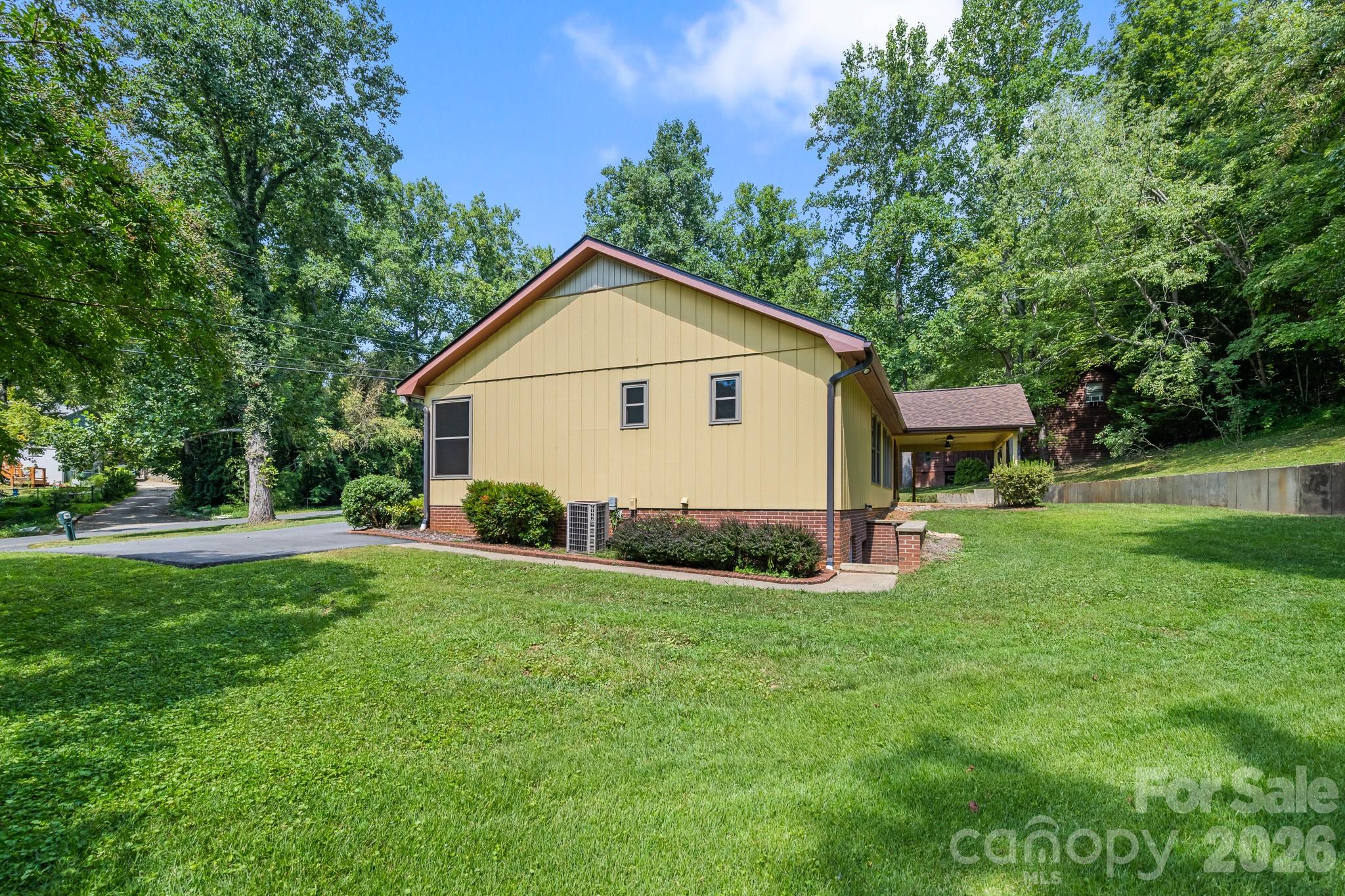 63 Pinecroft Road Property Photo 8