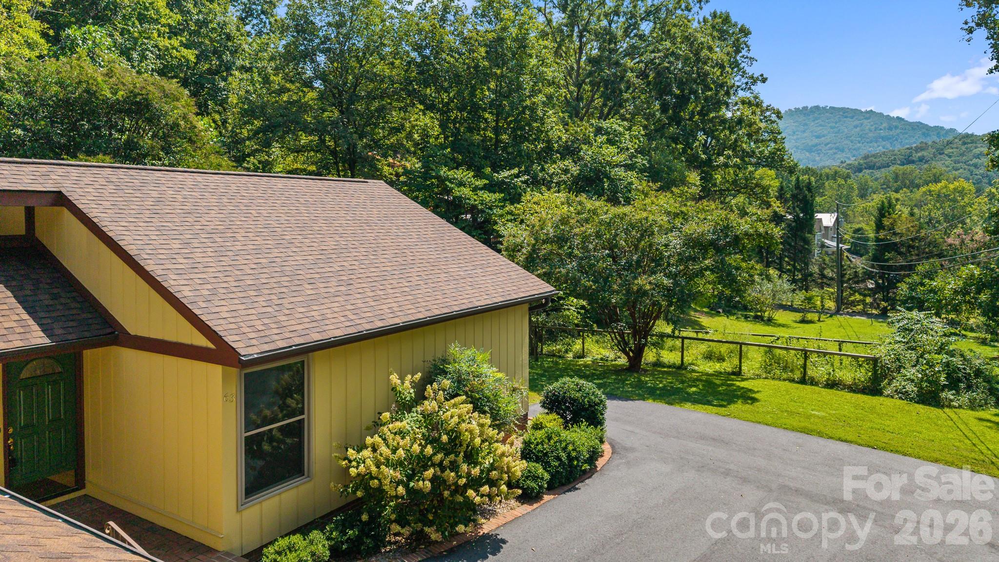 63 Pinecroft Road Property Photo 9