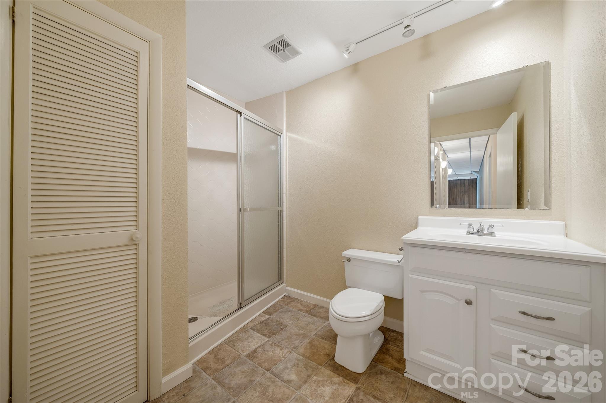 63 Pinecroft Road Property Photo 46