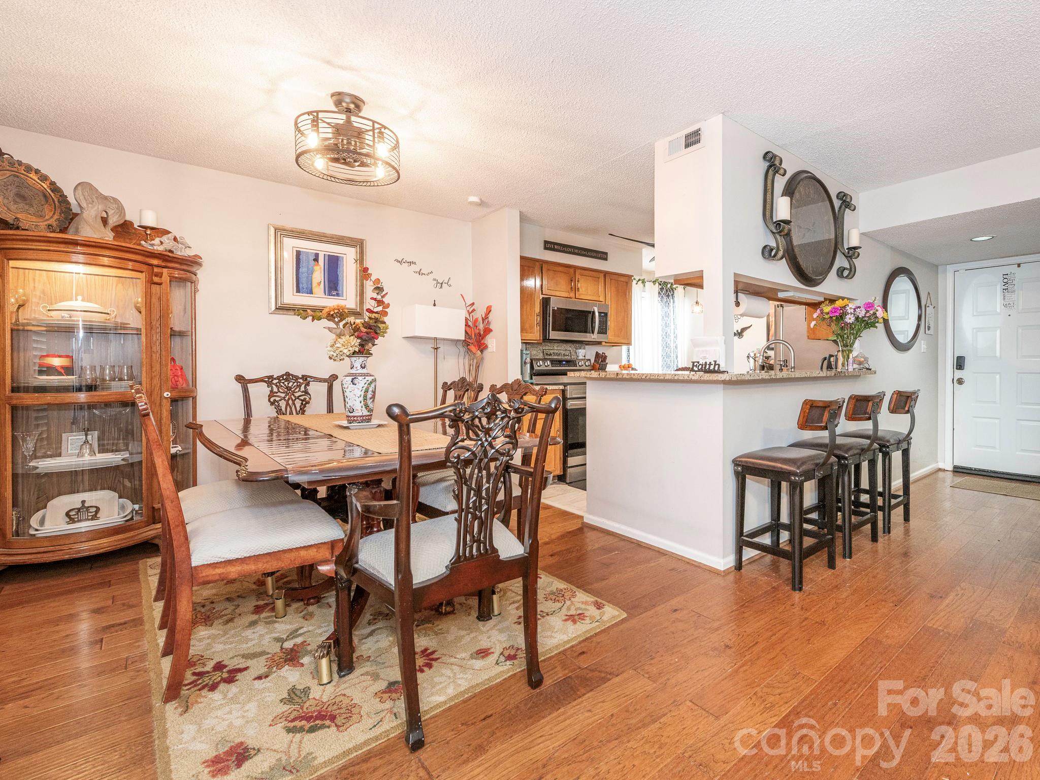 7200 Winery Lane Property Photo 7